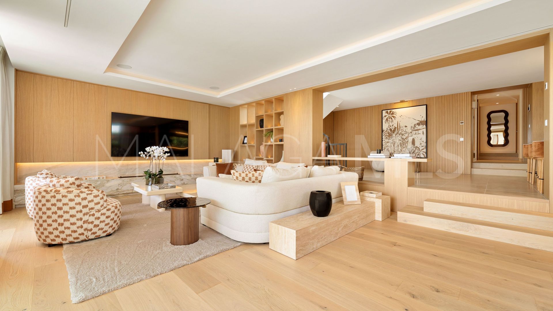 Nueva Andalucia, casa with 5 bedrooms for sale