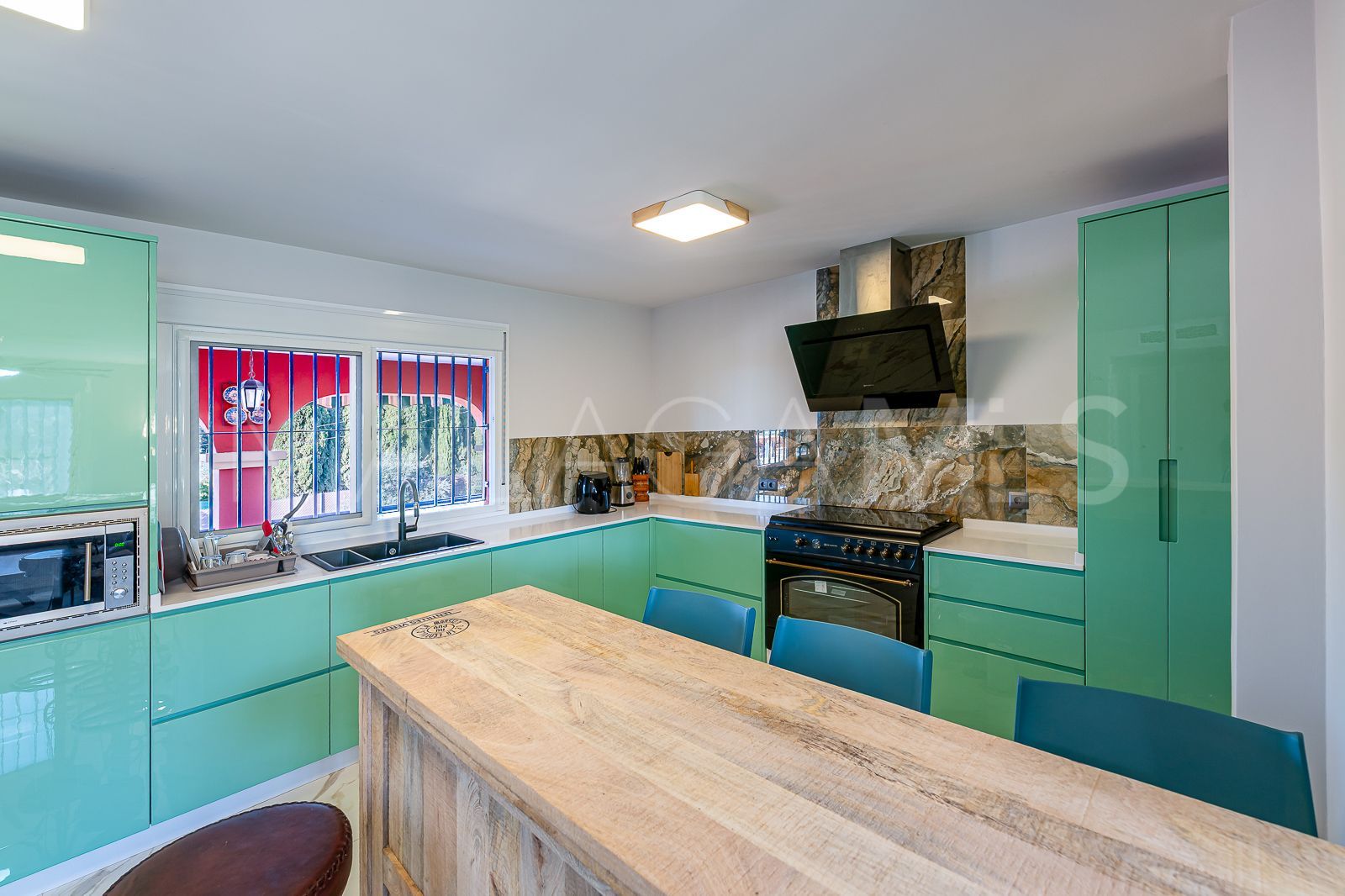 Bauernhaus for sale in Cartama