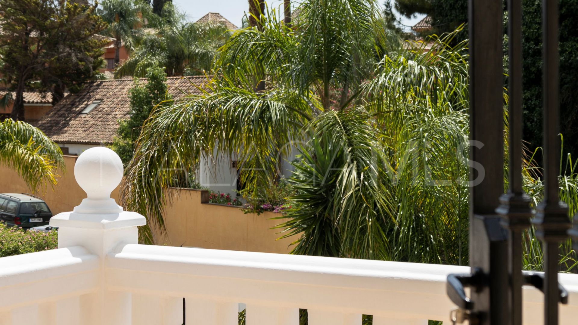 For sale Sierrezuela chalet