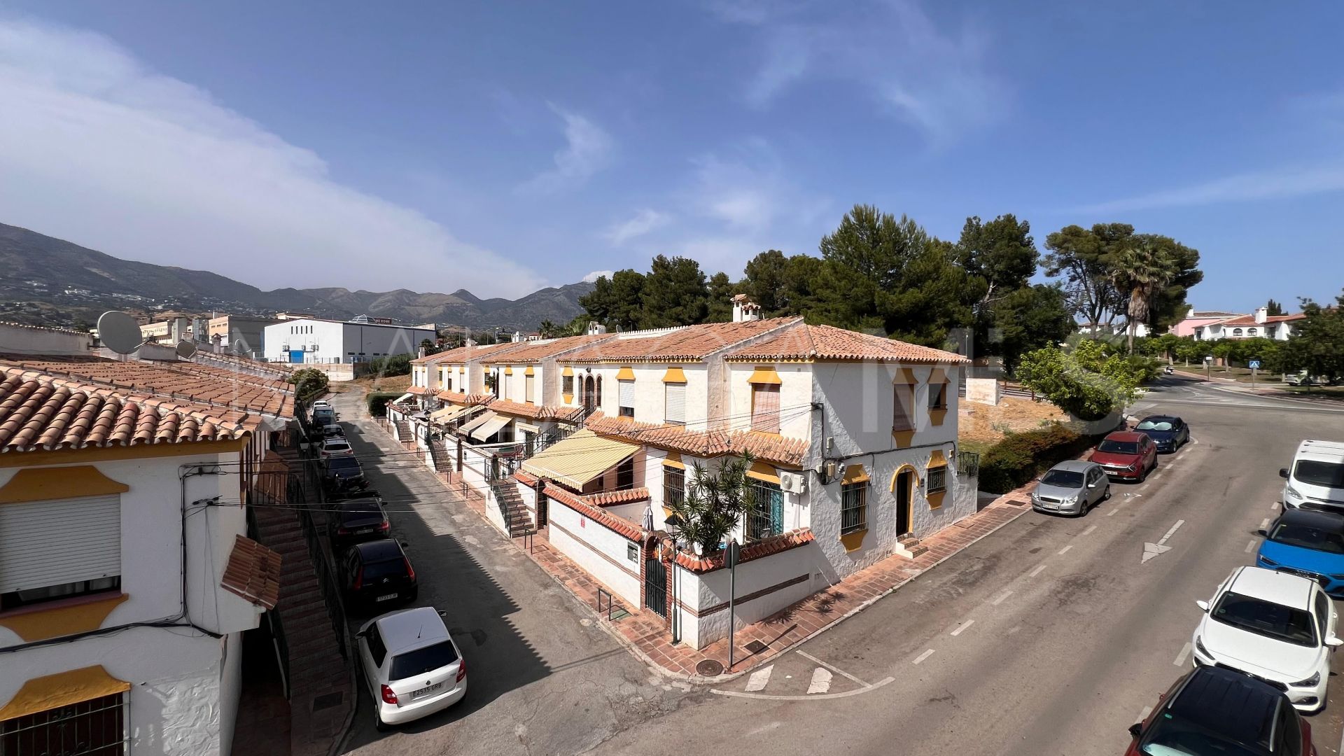 Radhus for sale in Las Lomas de Mijas