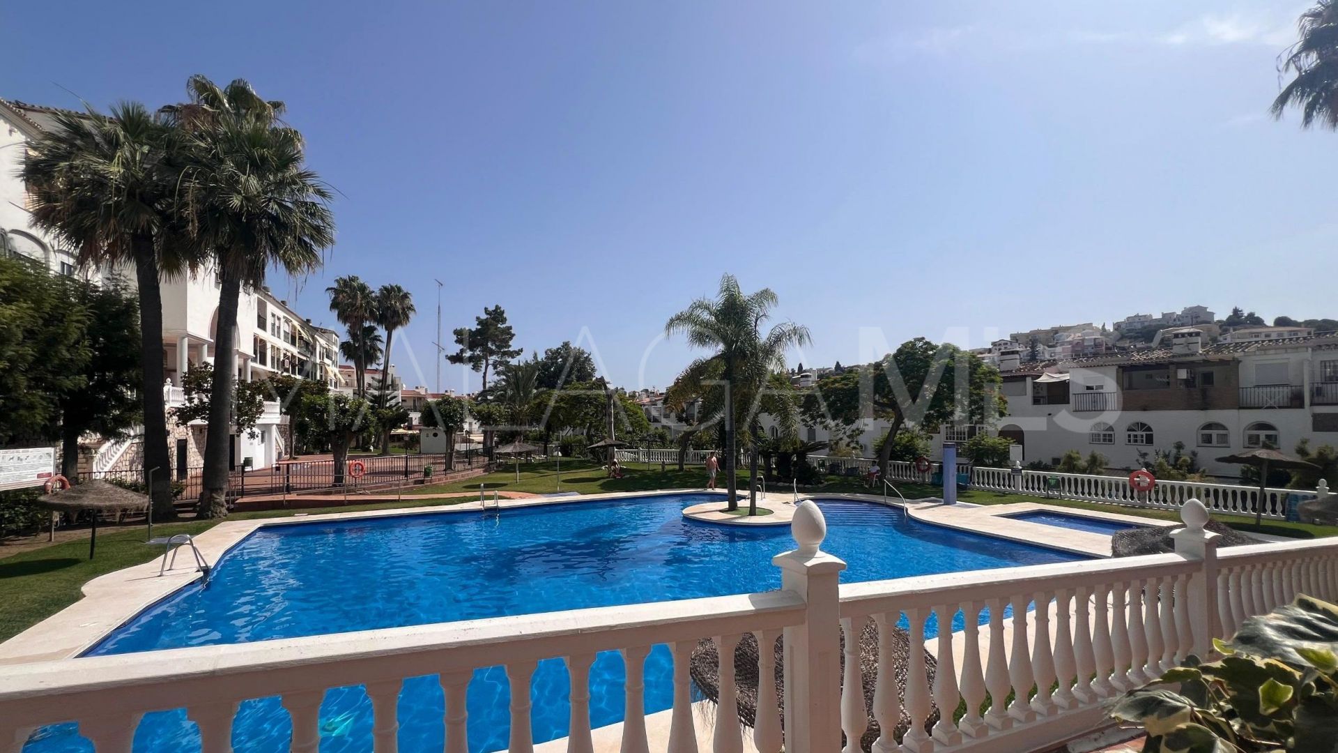 For sale town house with 5 bedrooms in Las Lomas de Mijas