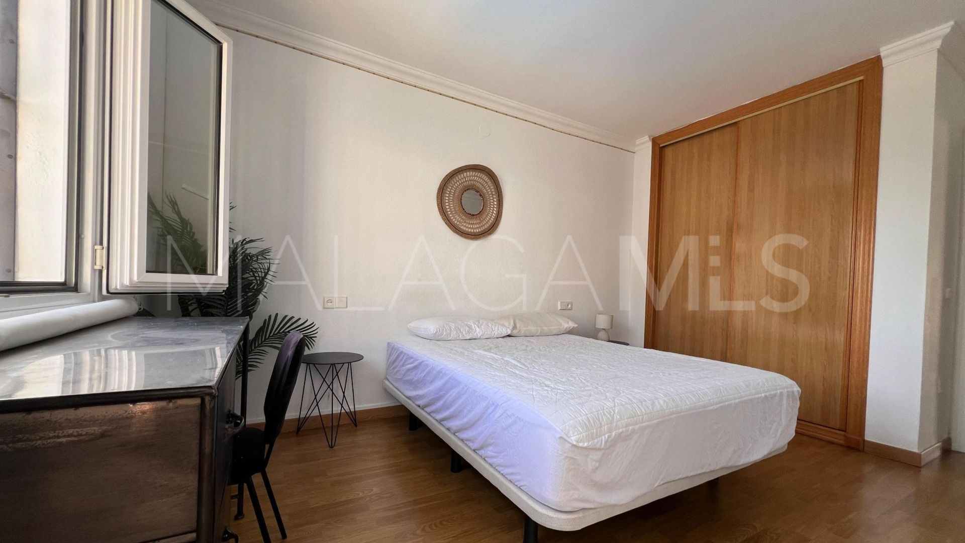 For sale town house with 5 bedrooms in Las Lomas de Mijas