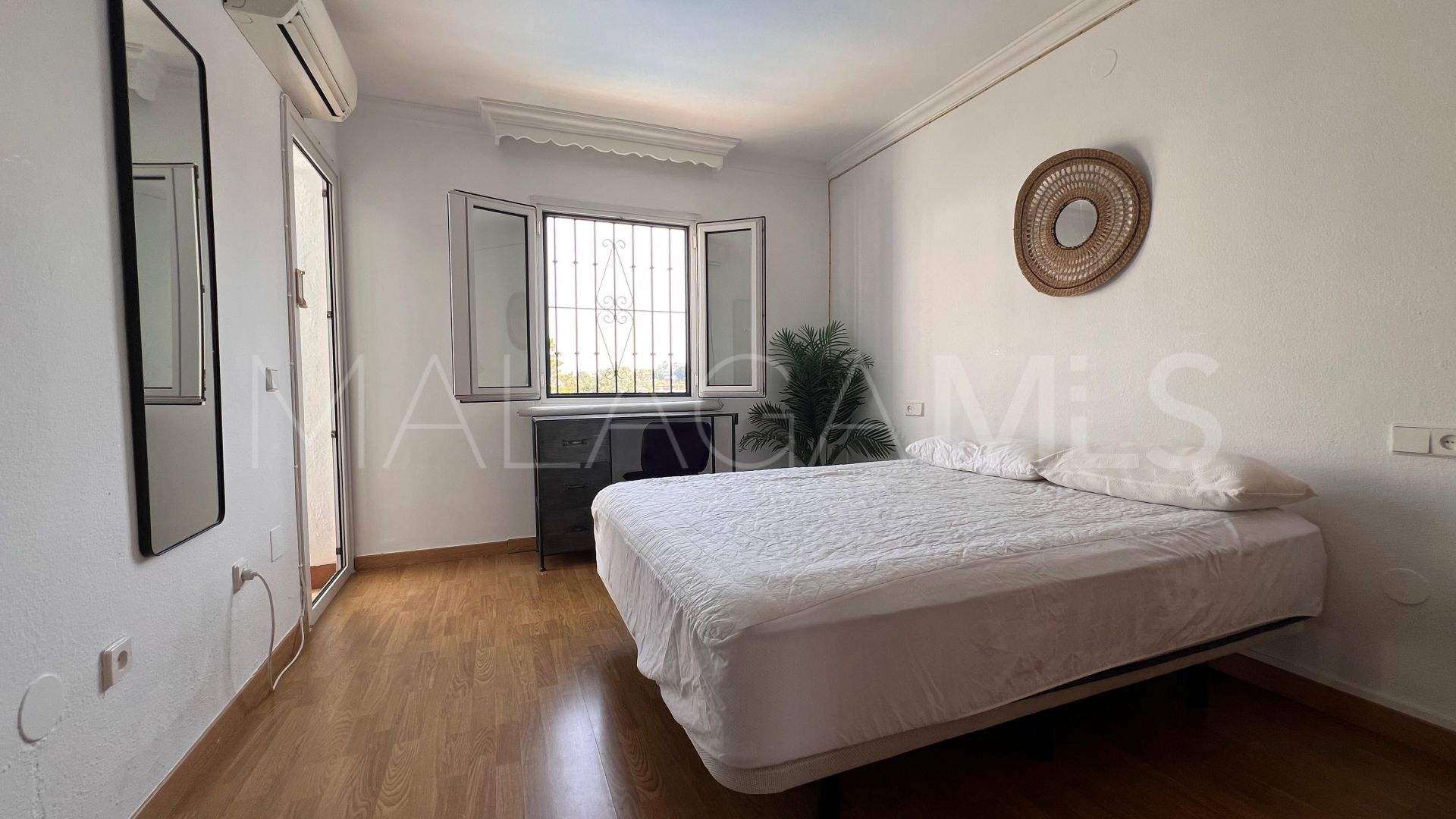 Radhus for sale in Las Lomas de Mijas