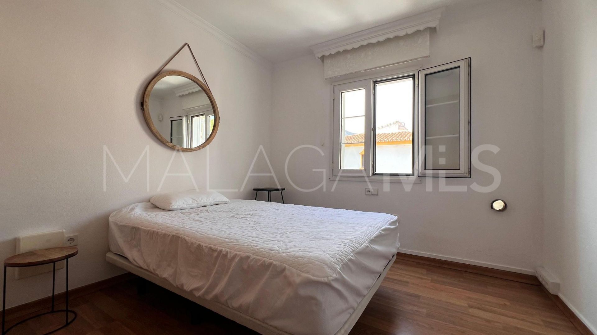 For sale town house with 5 bedrooms in Las Lomas de Mijas