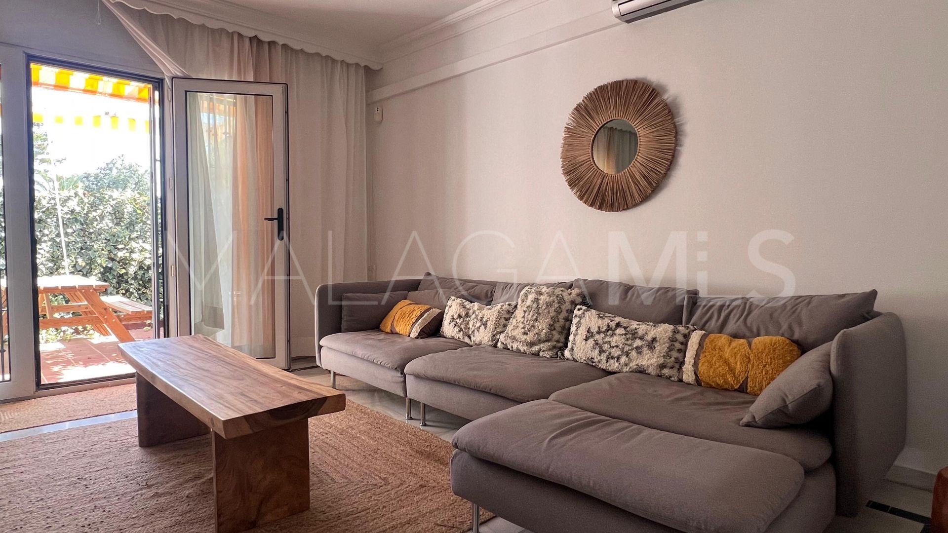 Radhus for sale in Las Lomas de Mijas