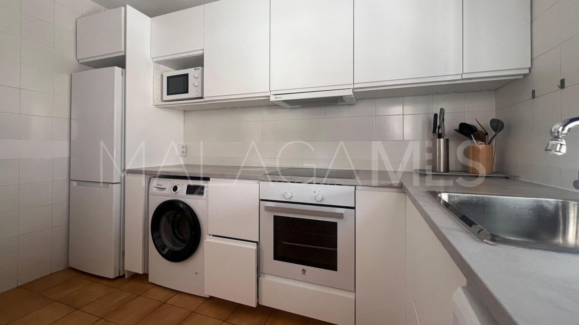For sale town house with 5 bedrooms in Las Lomas de Mijas