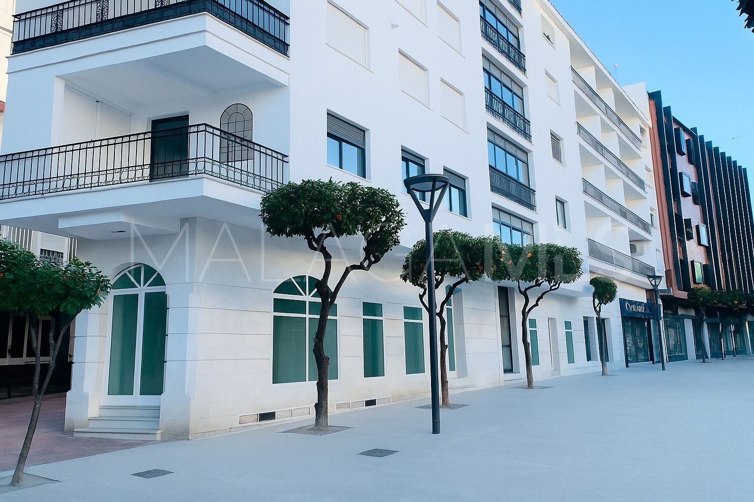 Kommersiella lokaler for sale in Estepona Centre