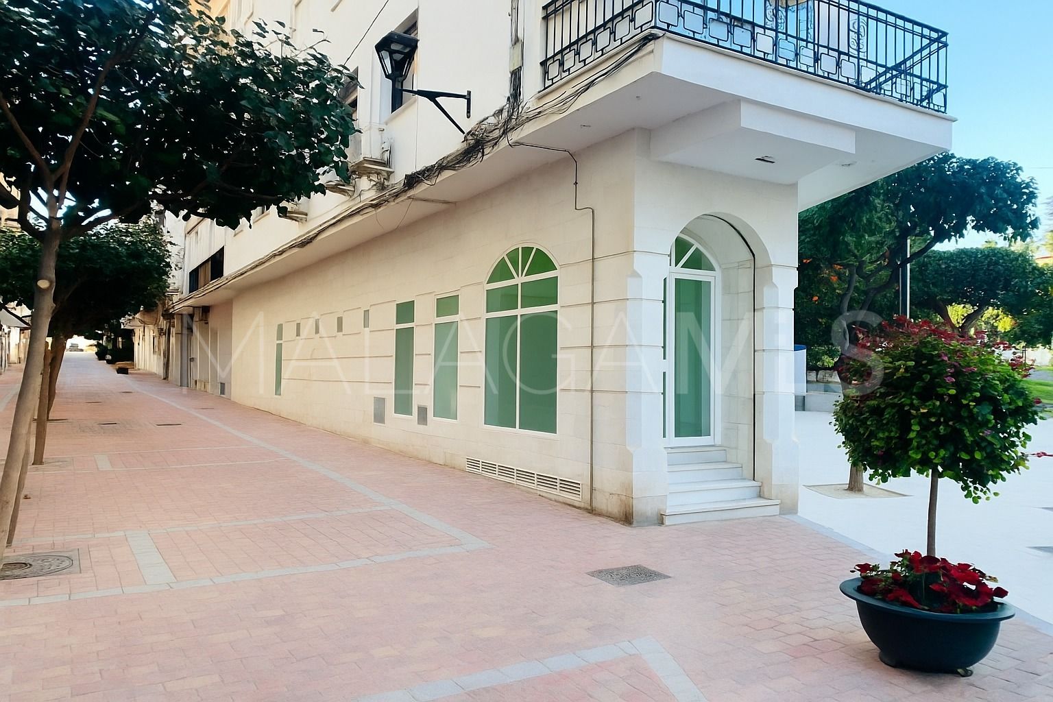 Kommersiella lokaler for sale in Estepona Centre