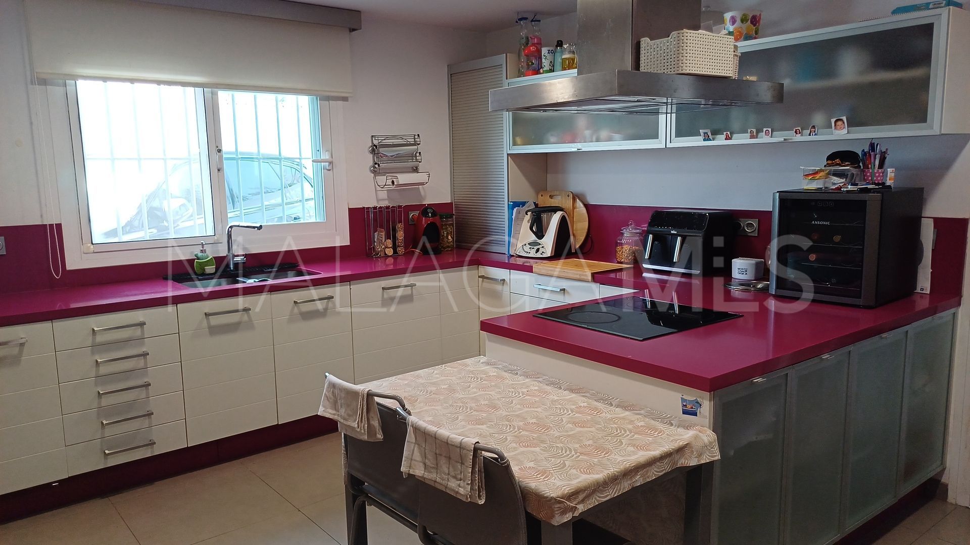 Hus i byn for sale in San Pedro de Alcantara