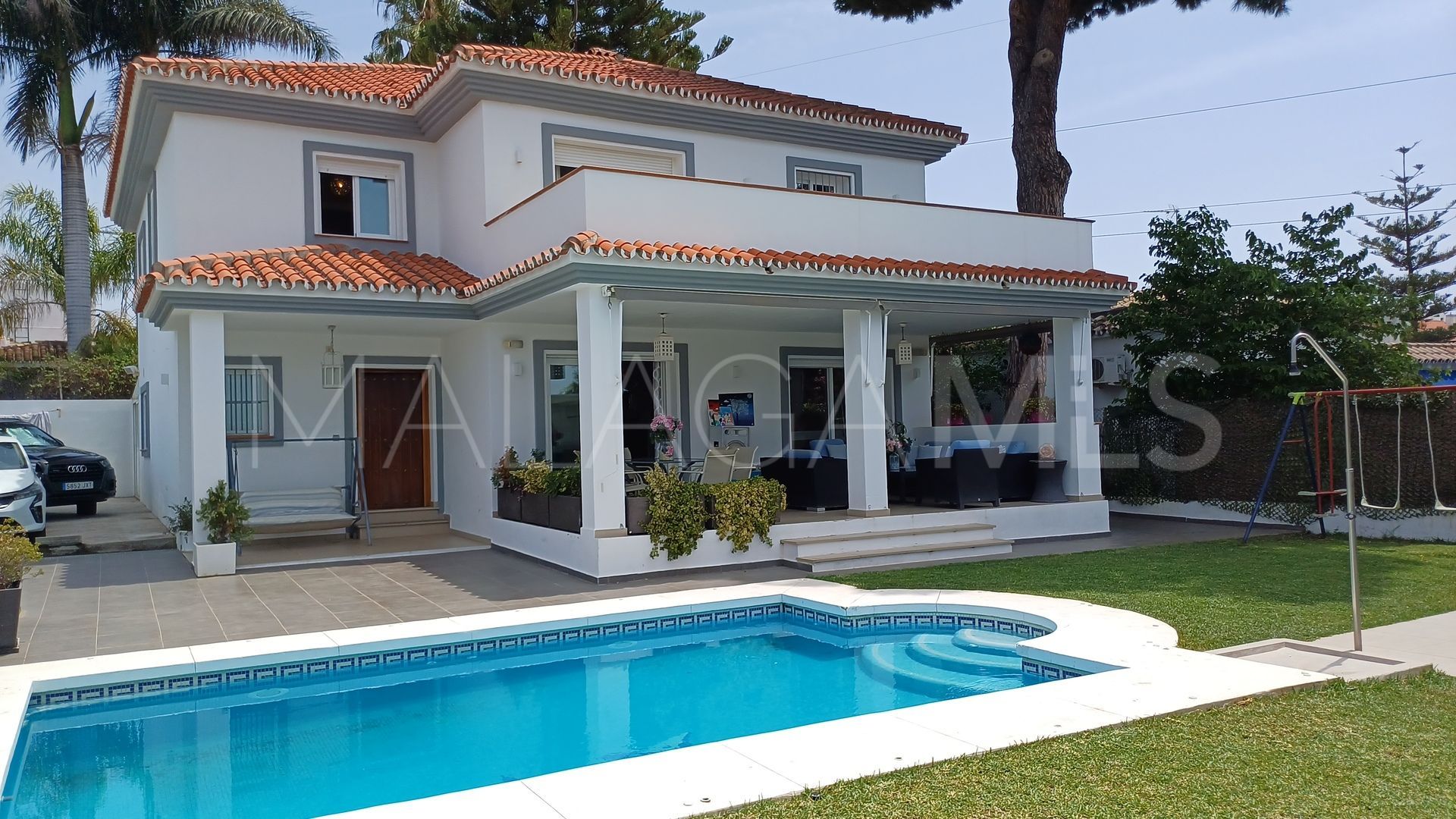 Hus i byn for sale in San Pedro de Alcantara