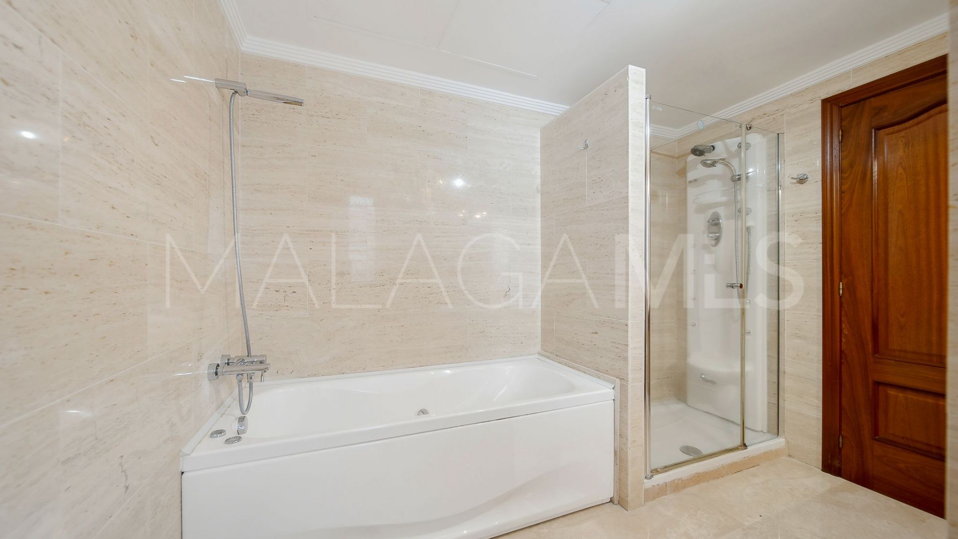 Atico duplex for sale in Casares Golf de 2 bedrooms
