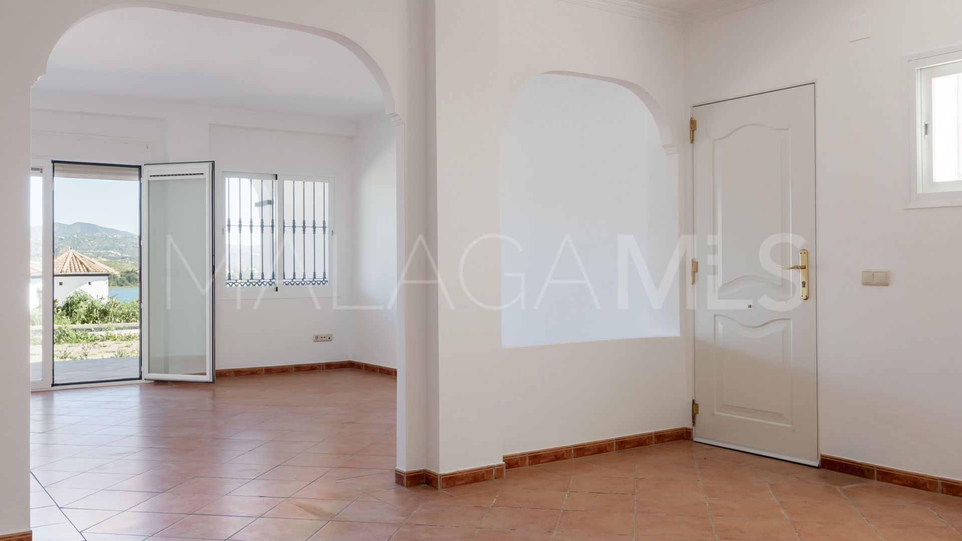 Viñuela 6 bedrooms house for sale