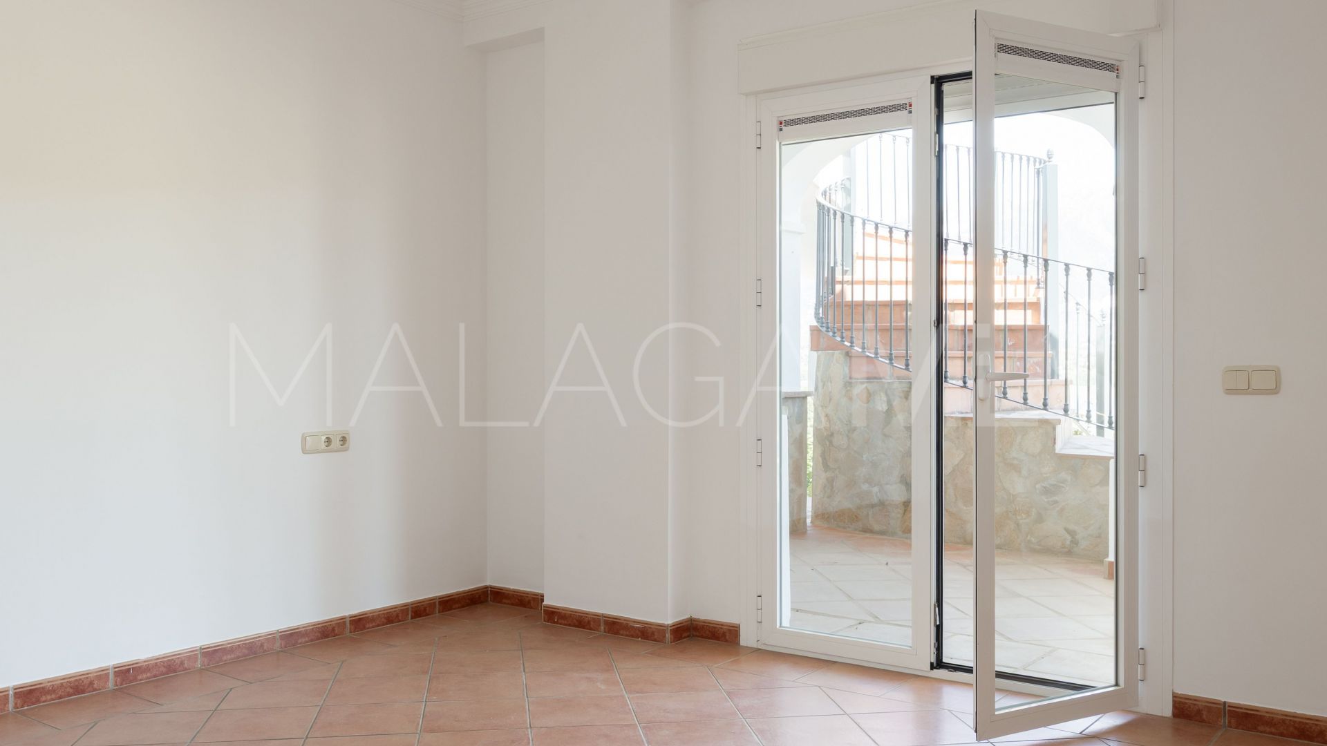 Maison for sale in Viñuela