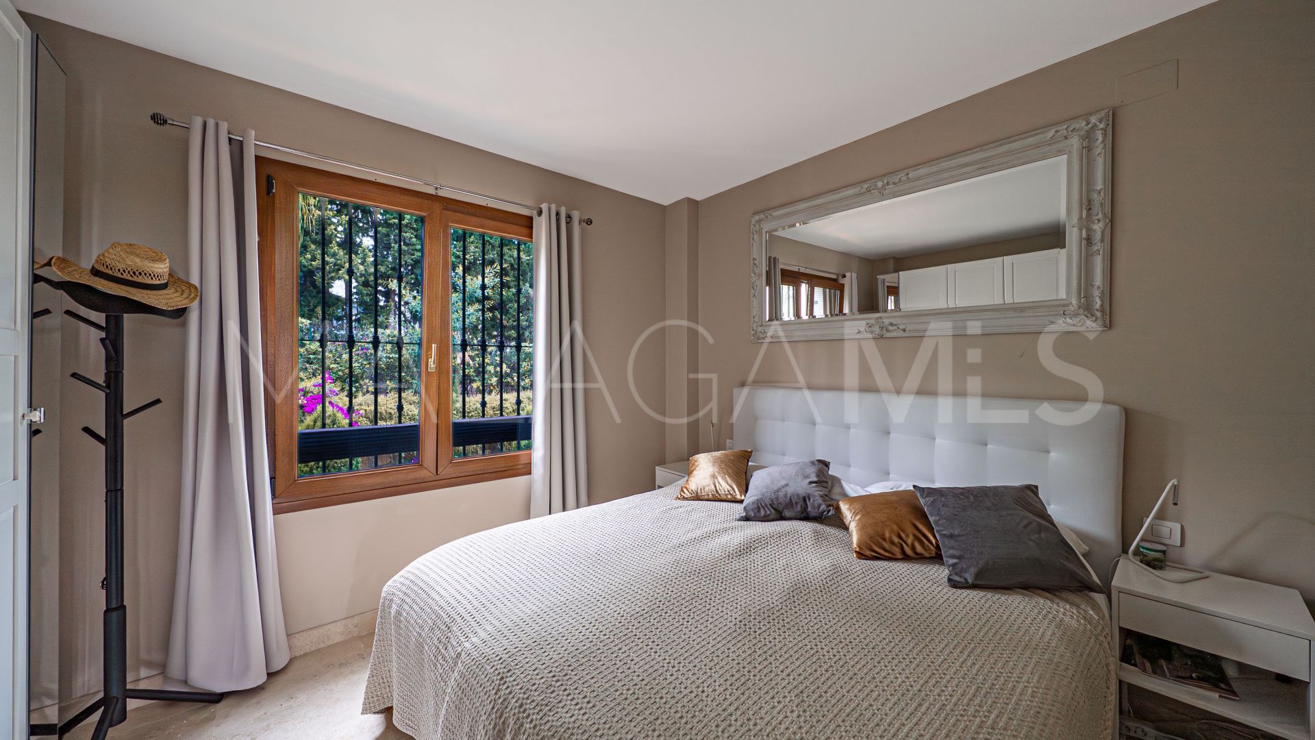 Buy apartamento in Paraiso Hills with 2 bedrooms