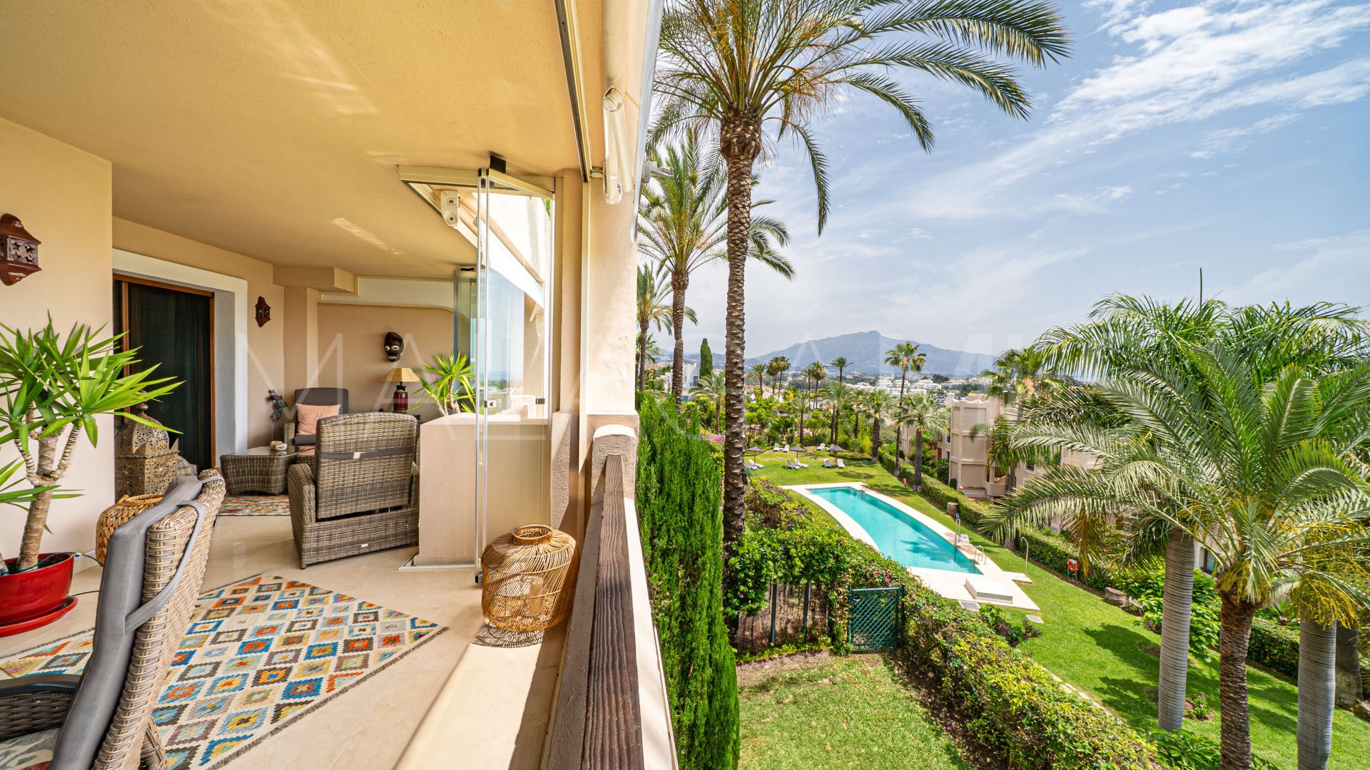 Buy apartamento in Paraiso Hills with 2 bedrooms