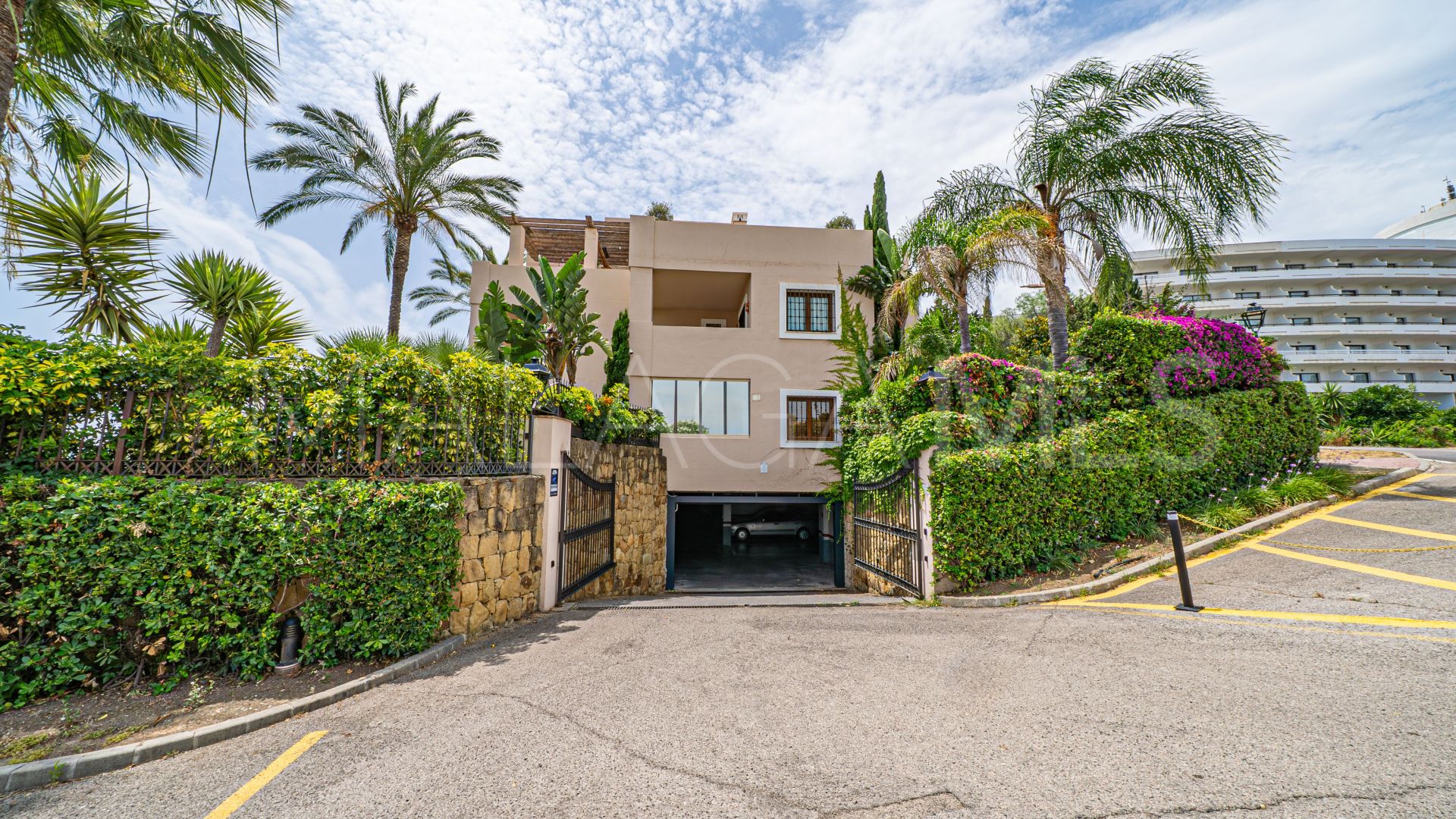 Buy apartamento in Paraiso Hills with 2 bedrooms