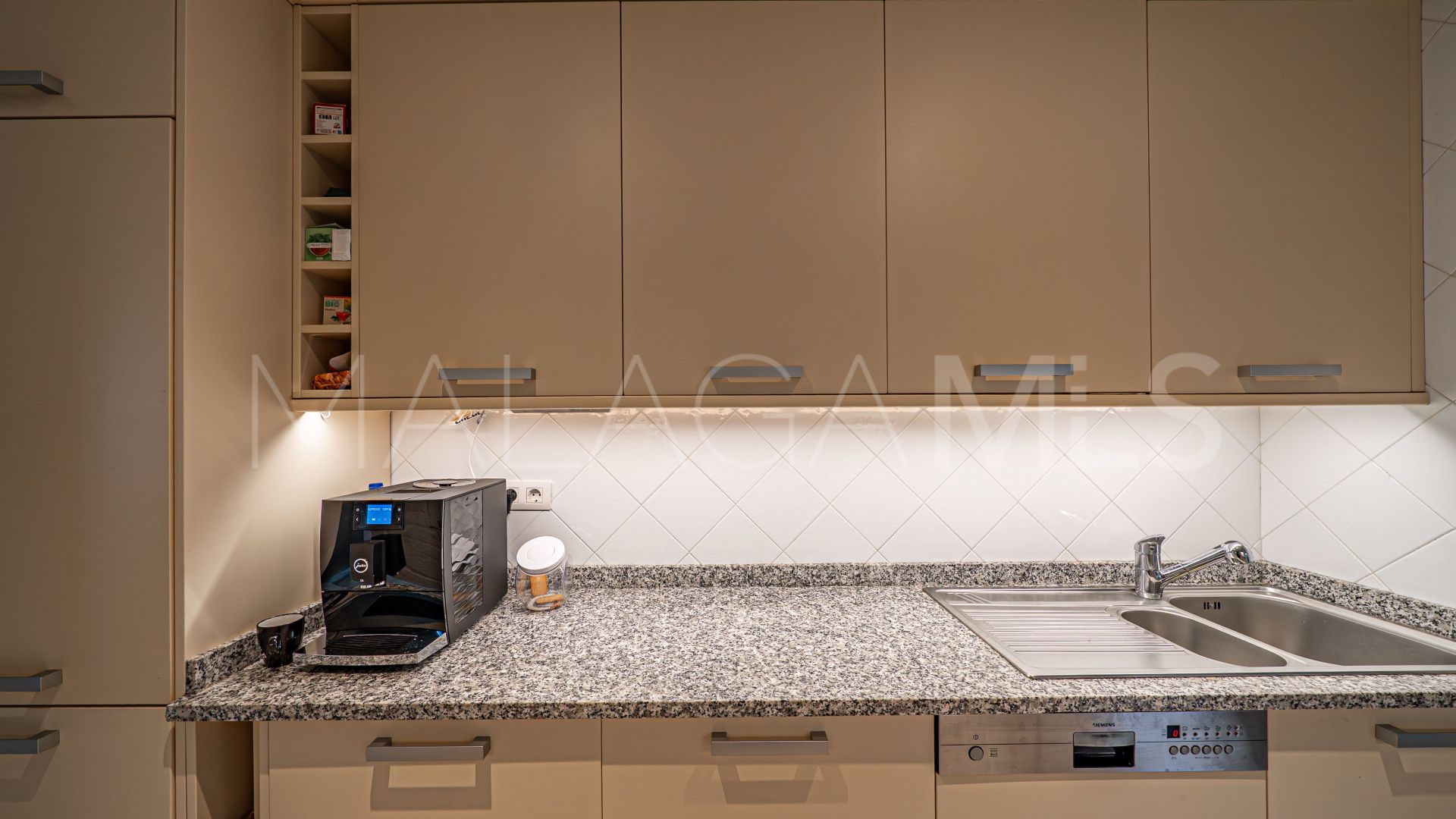Buy apartamento in Paraiso Hills with 2 bedrooms