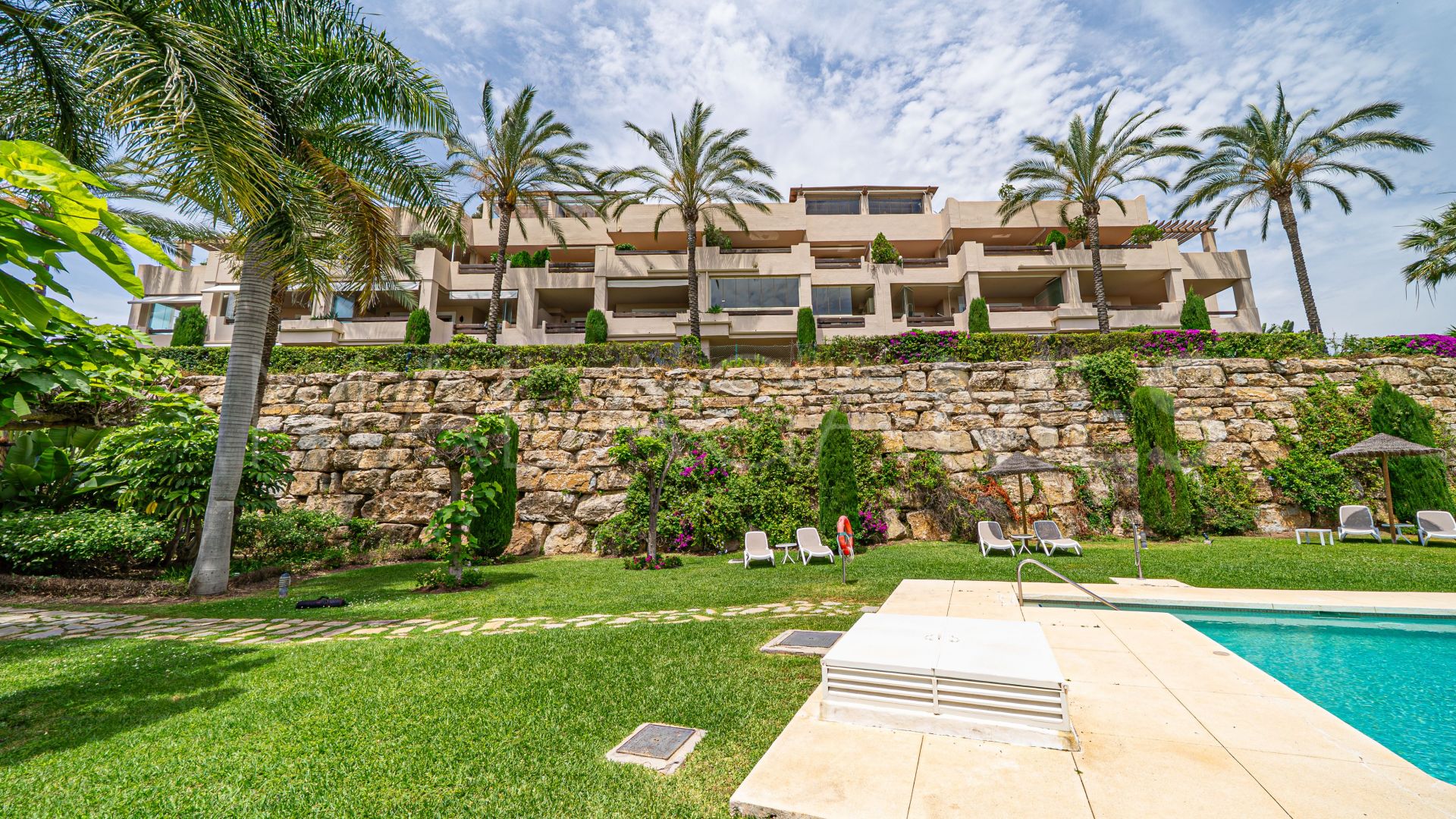 Buy apartamento in Paraiso Hills with 2 bedrooms
