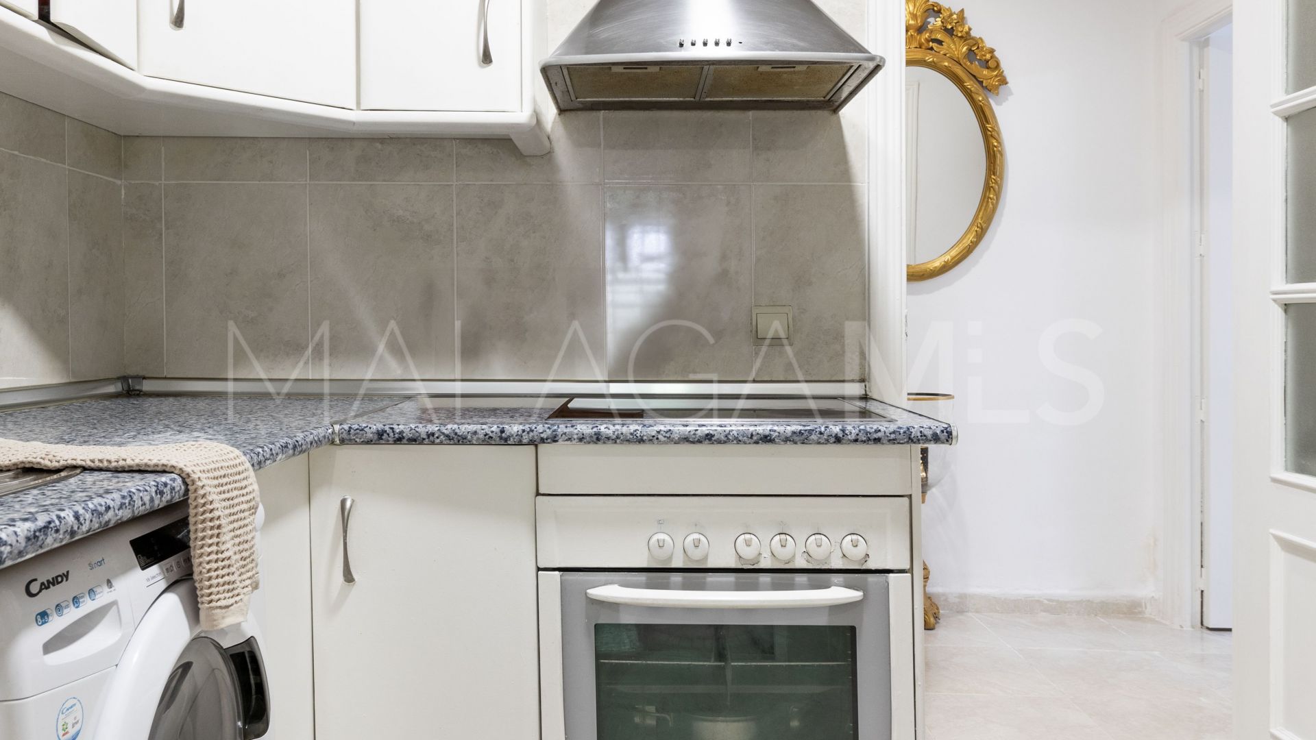 For sale apartment with 3 bedrooms in Marbella City