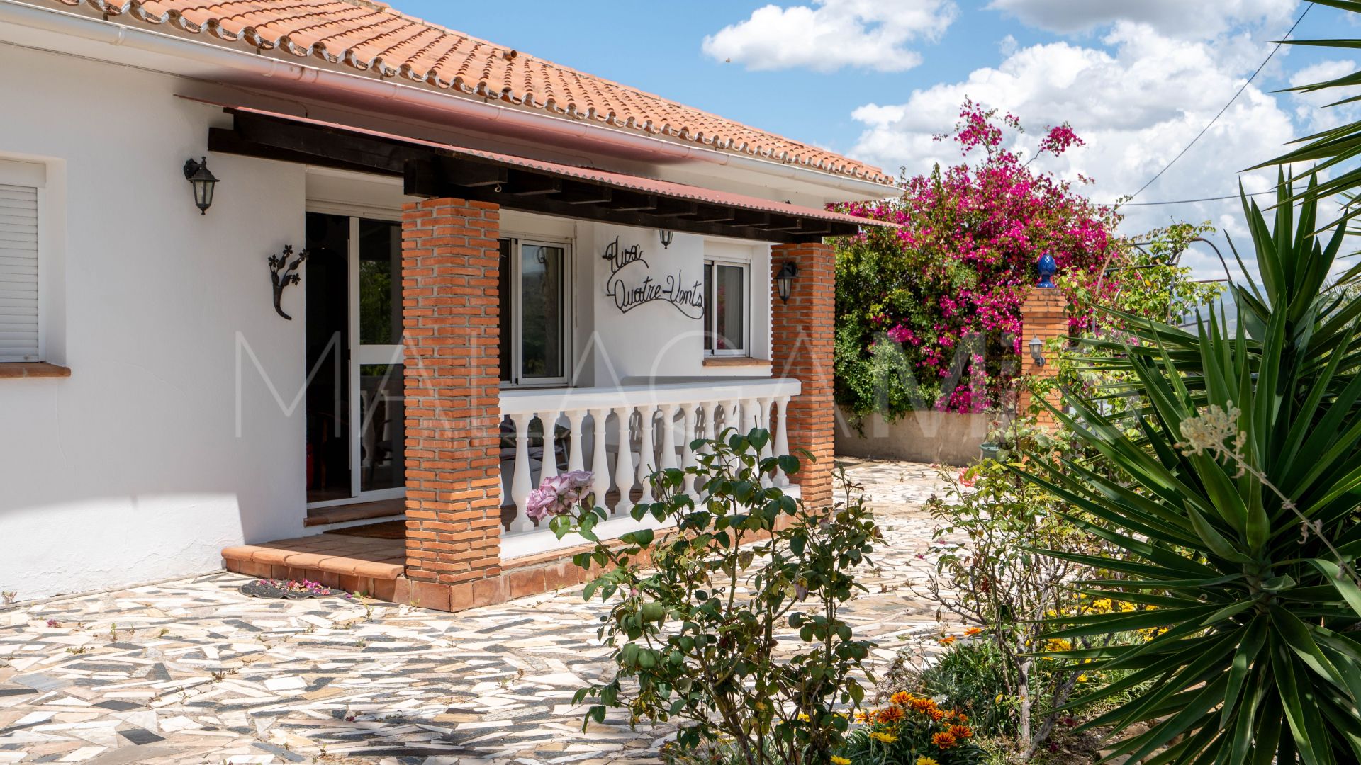 House in Pizarra for sale