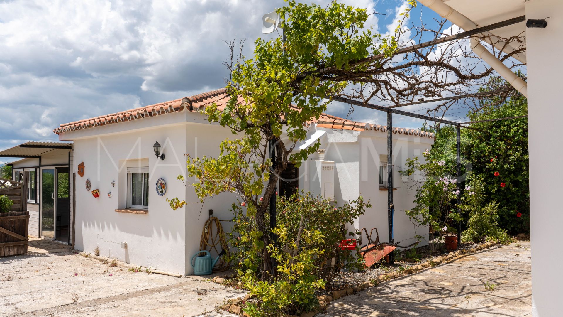 House in Pizarra for sale