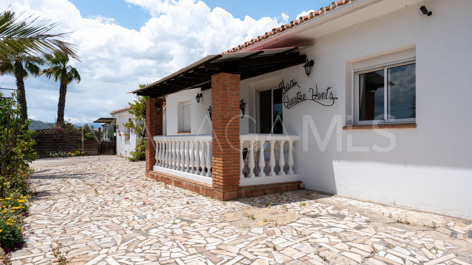 House in Pizarra for sale