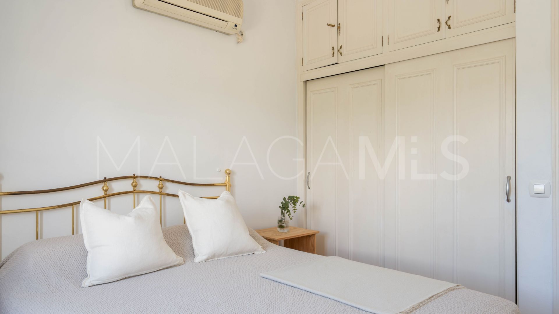 House in Pizarra for sale