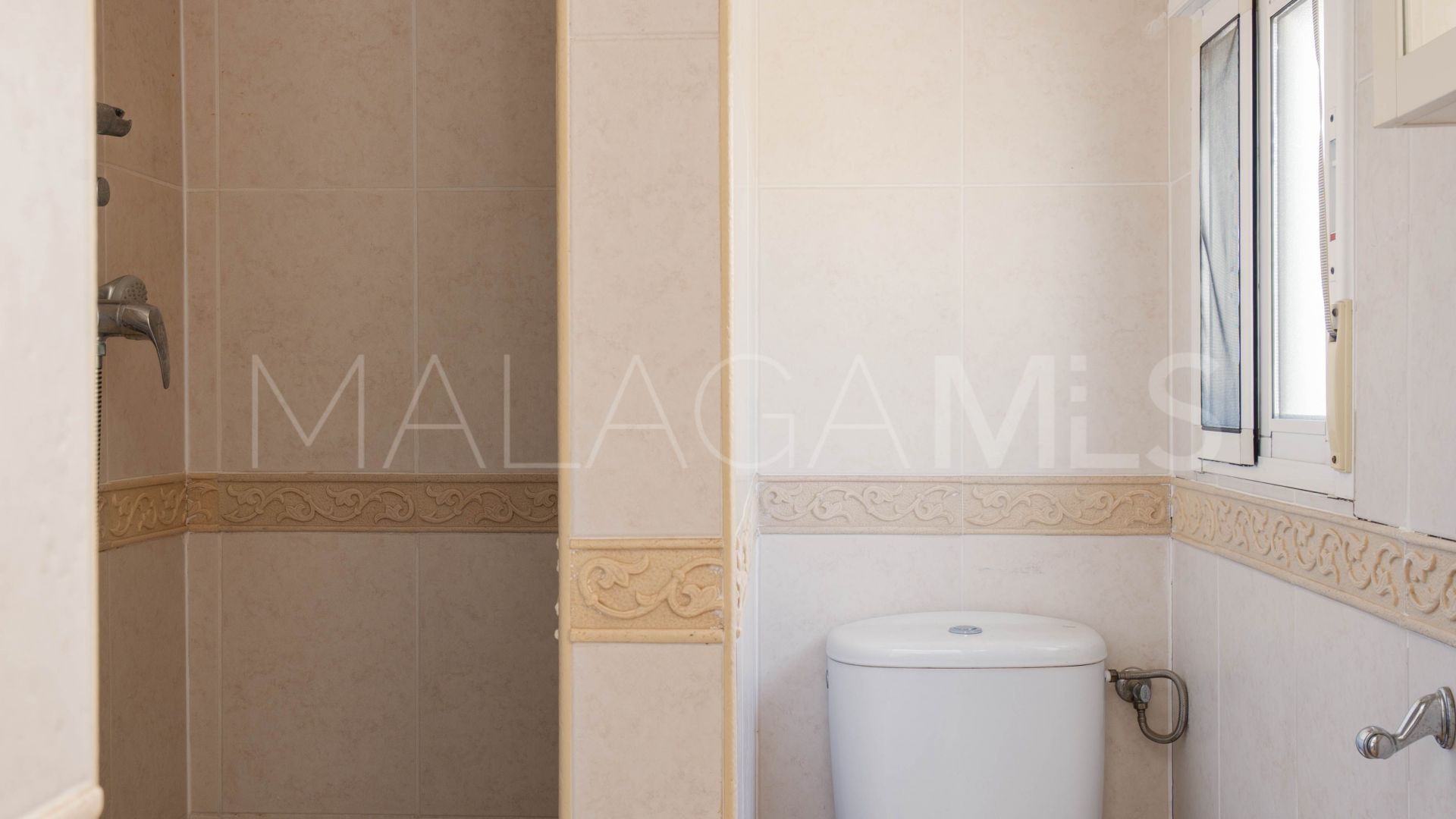 House in Pizarra for sale