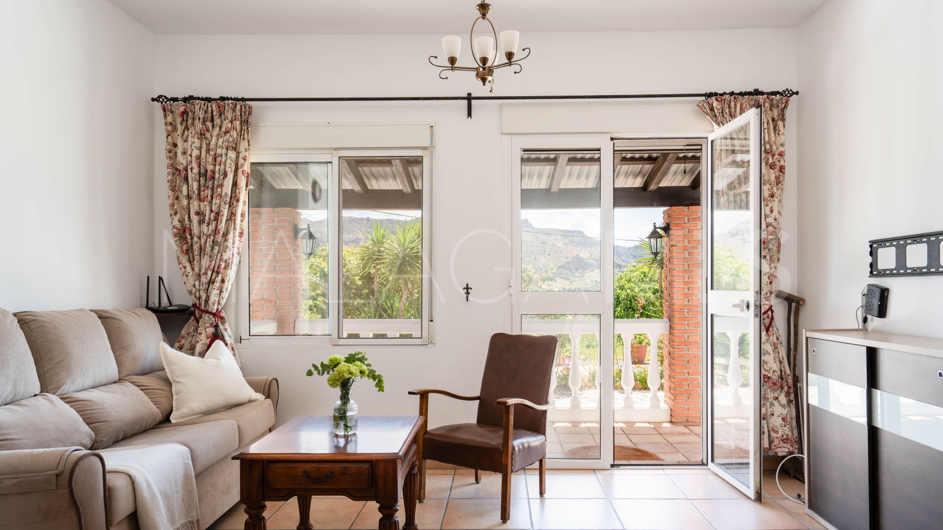 House in Pizarra for sale