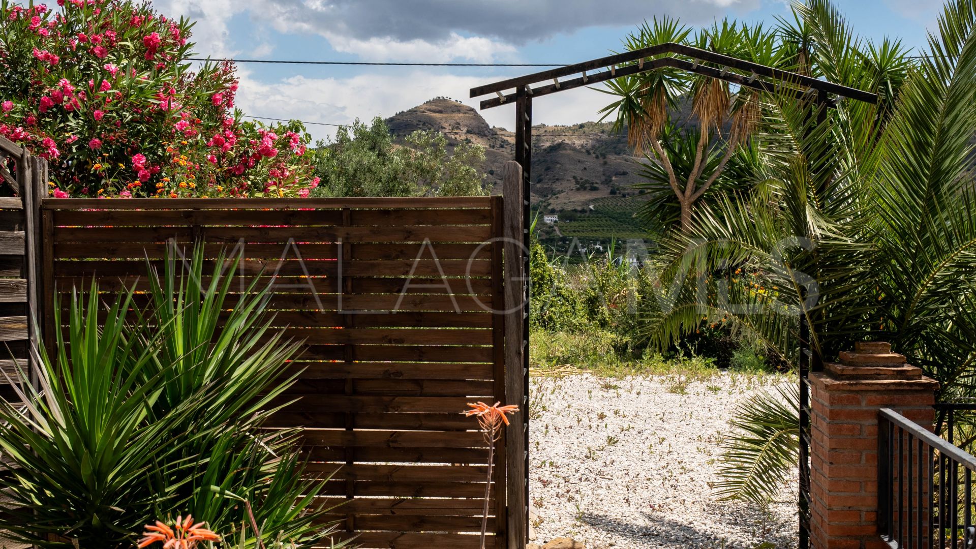 House in Pizarra for sale