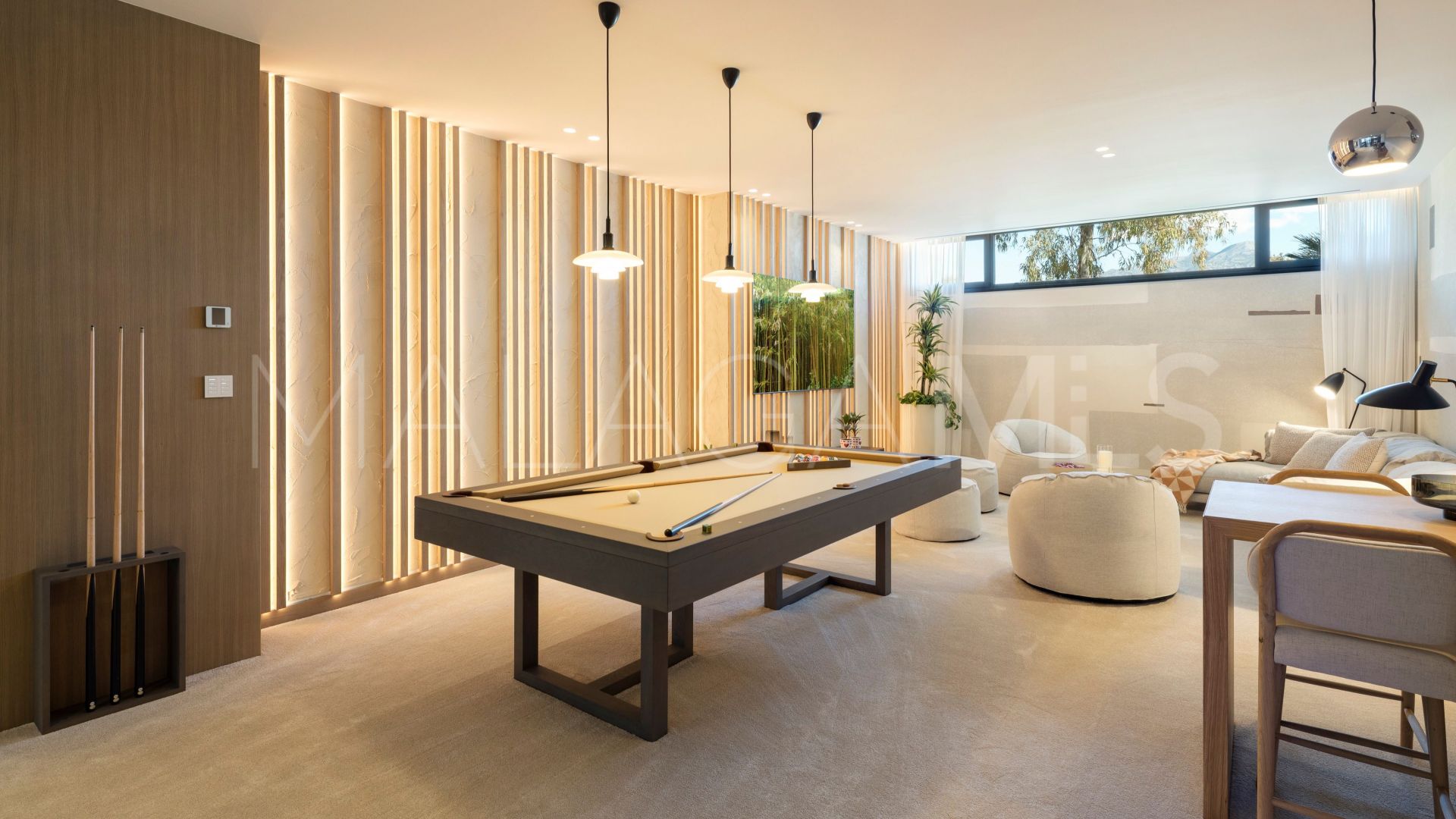 Villa for sale in Benahavis