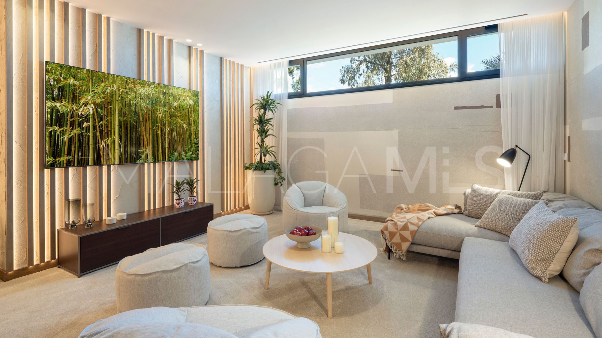 Villa for sale in Benahavis