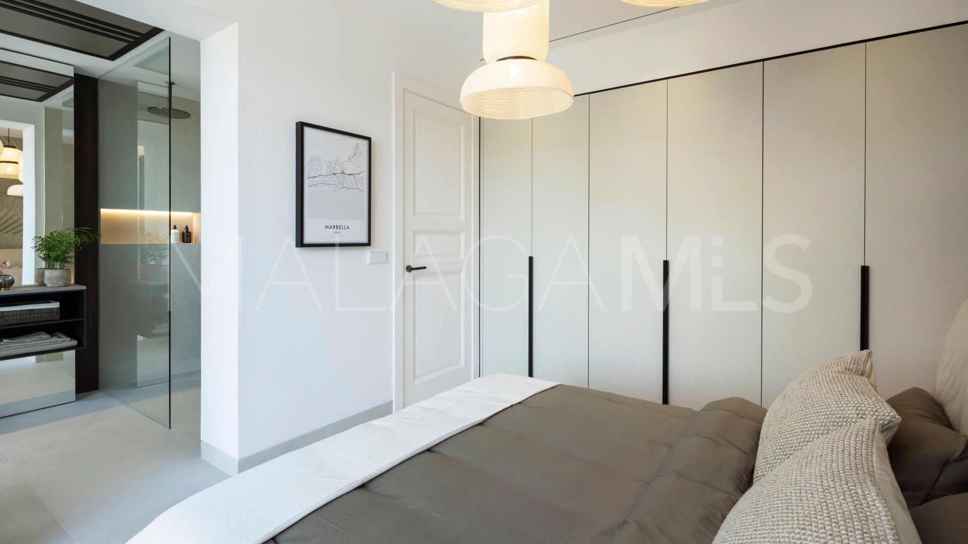 Villa for sale in Benahavis