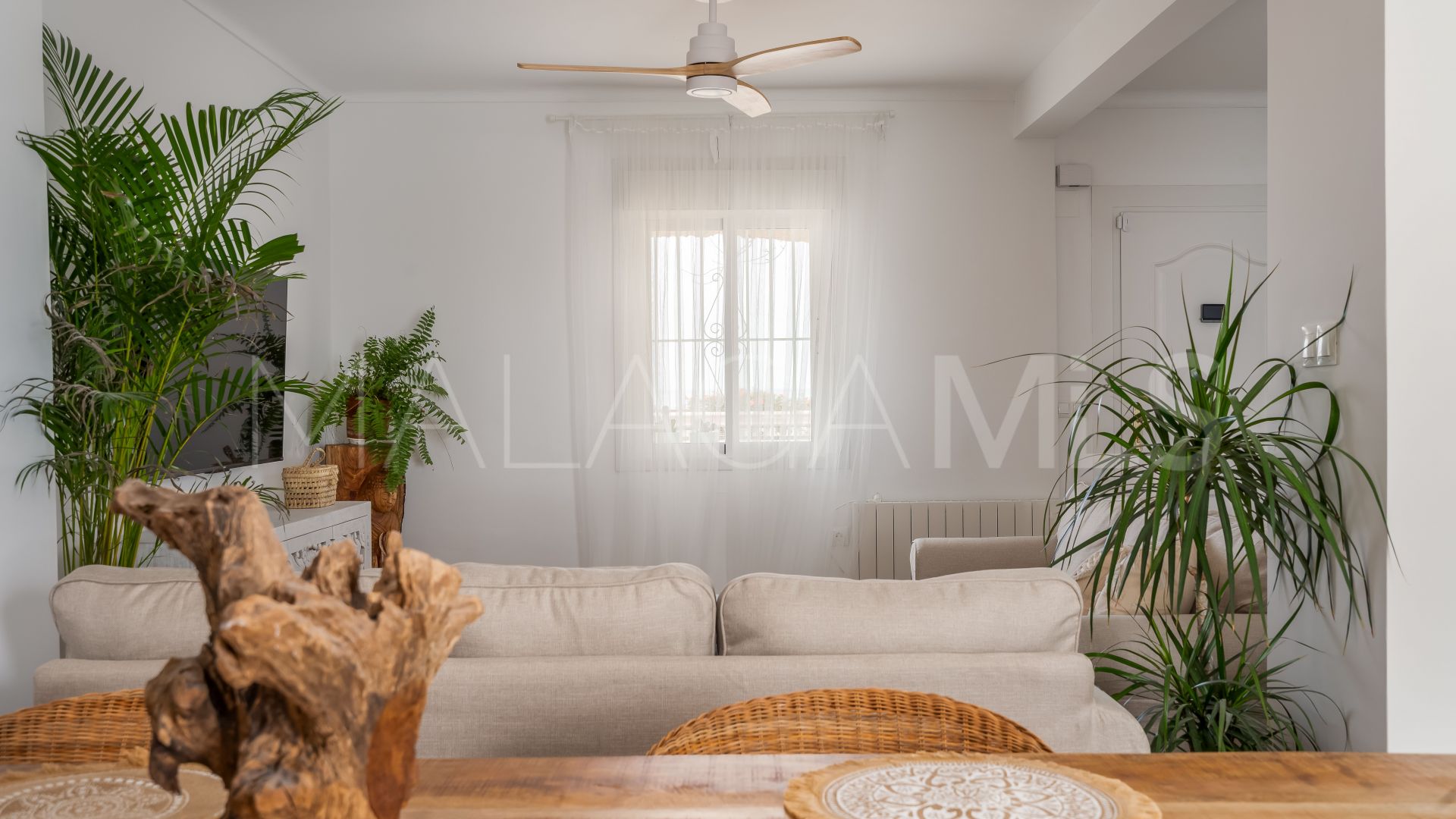 Maison for sale in Benajarafe