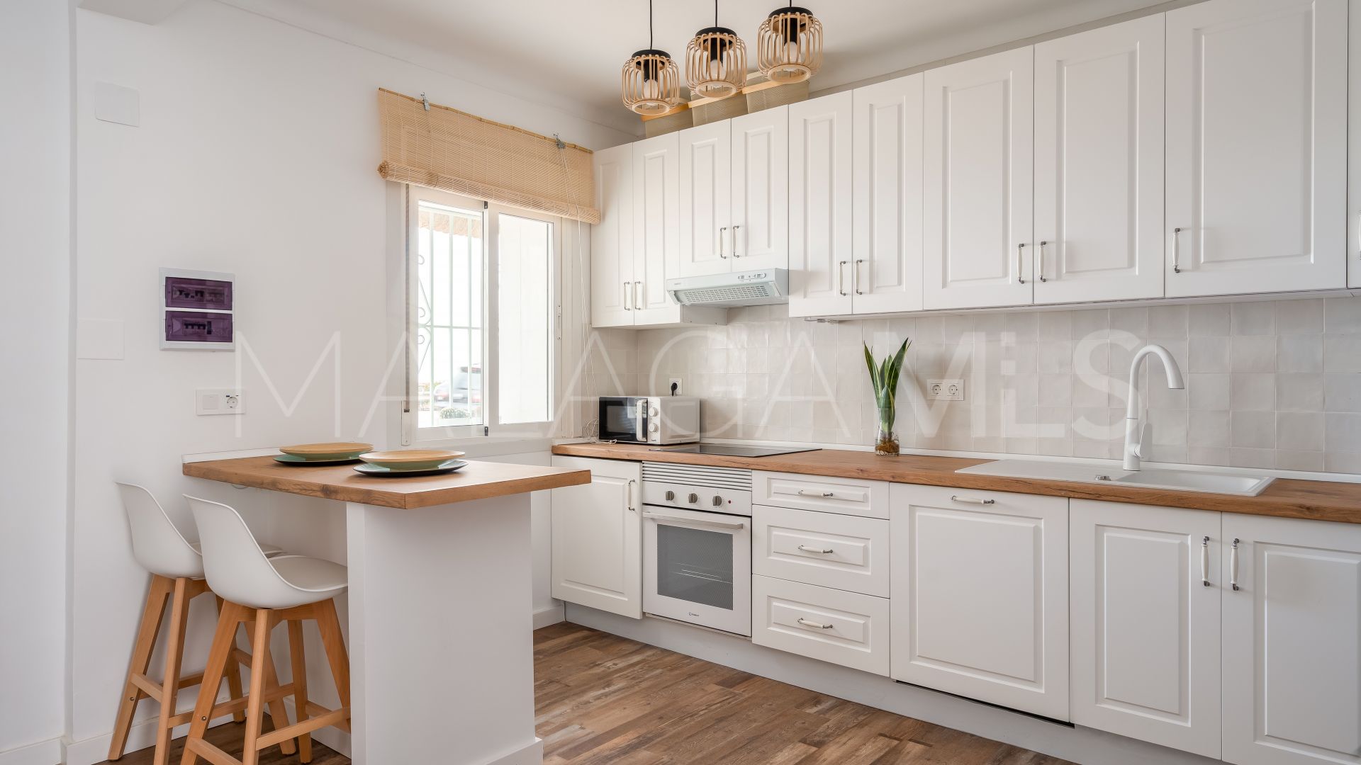 Maison for sale in Benajarafe