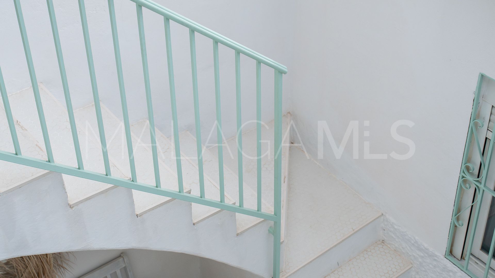 Maison for sale in Benajarafe