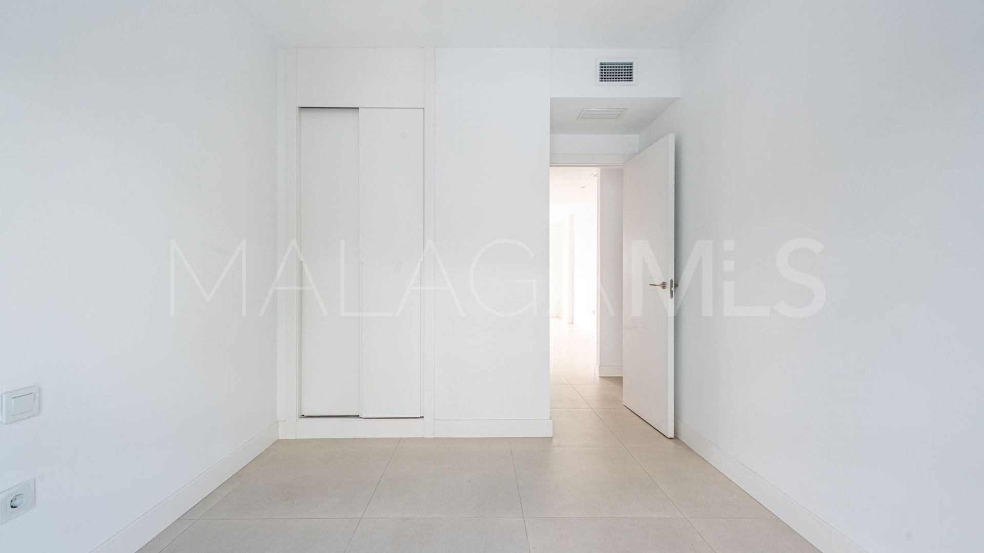 For sale apartment with 3 bedrooms in El Higueron