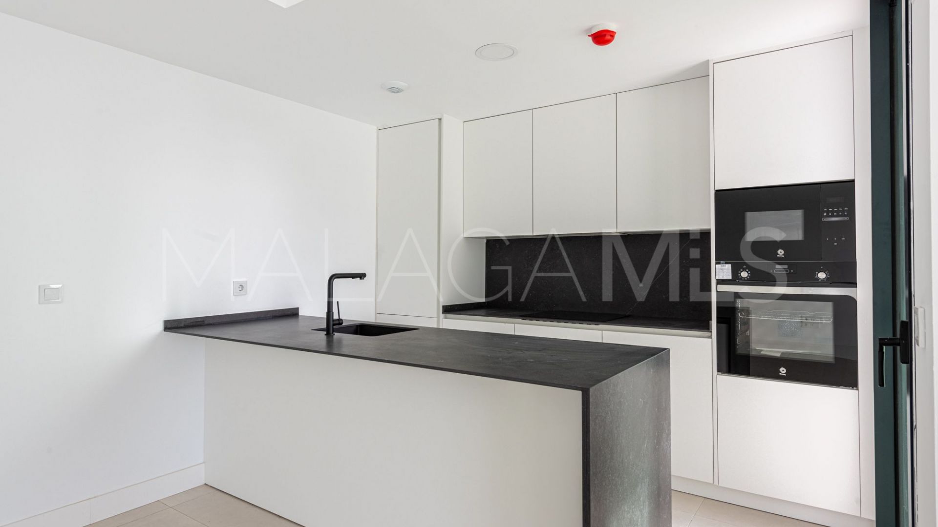 For sale apartment with 3 bedrooms in El Higueron