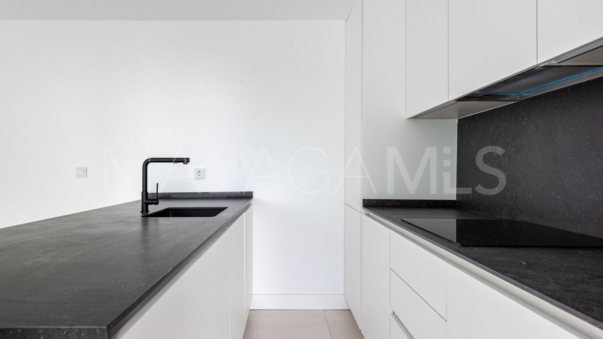 For sale apartment with 3 bedrooms in El Higueron