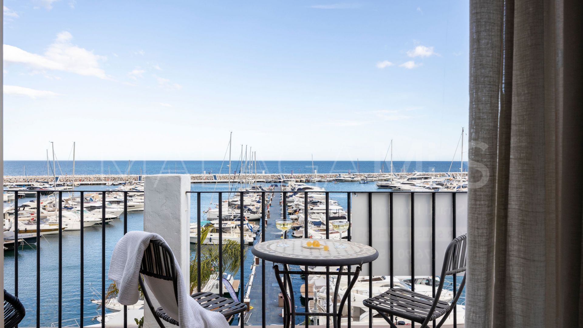 Duplex penthouse for sale in Marbella - Puerto Banus