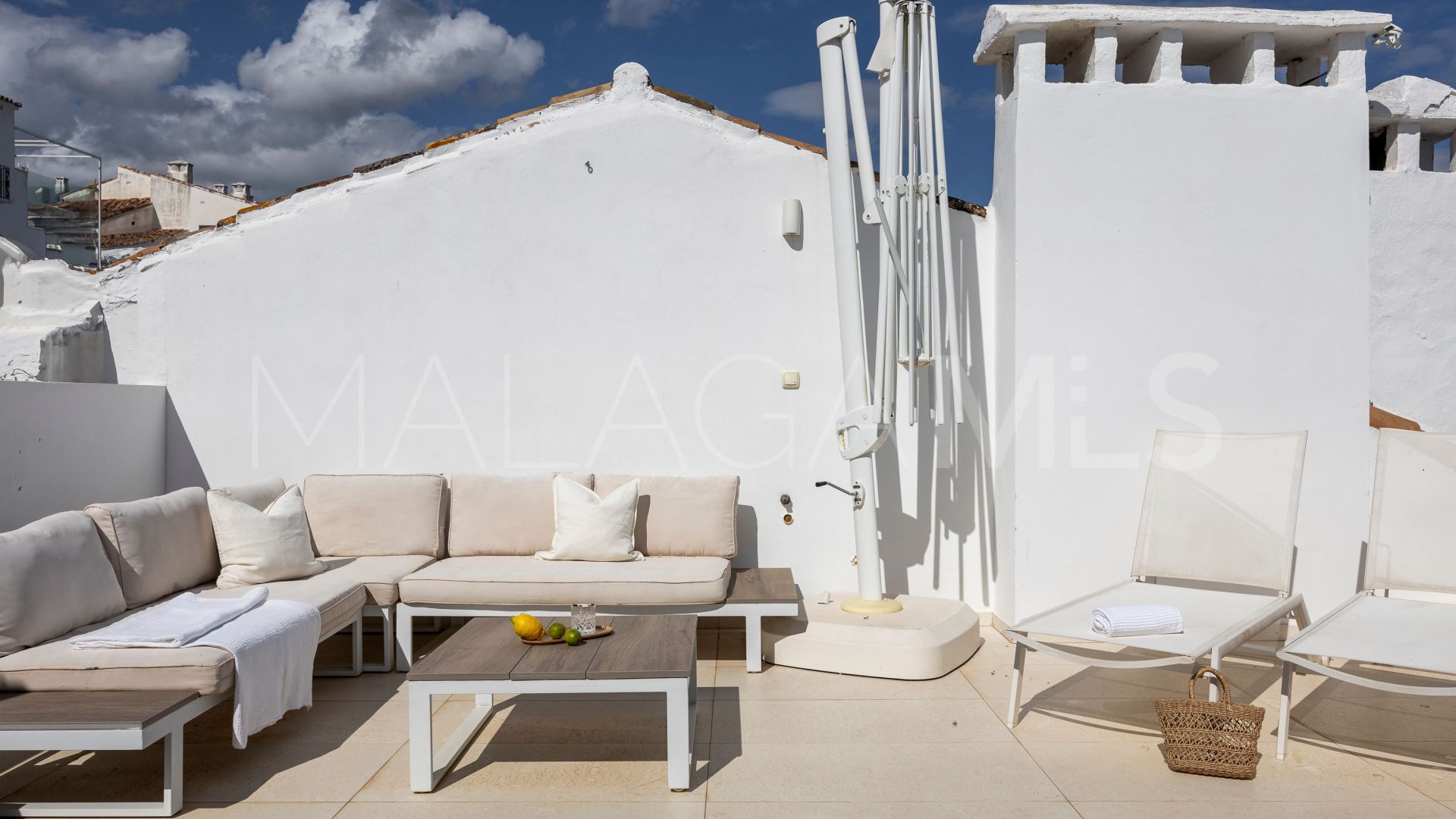 Duplex penthouse for sale in Marbella - Puerto Banus