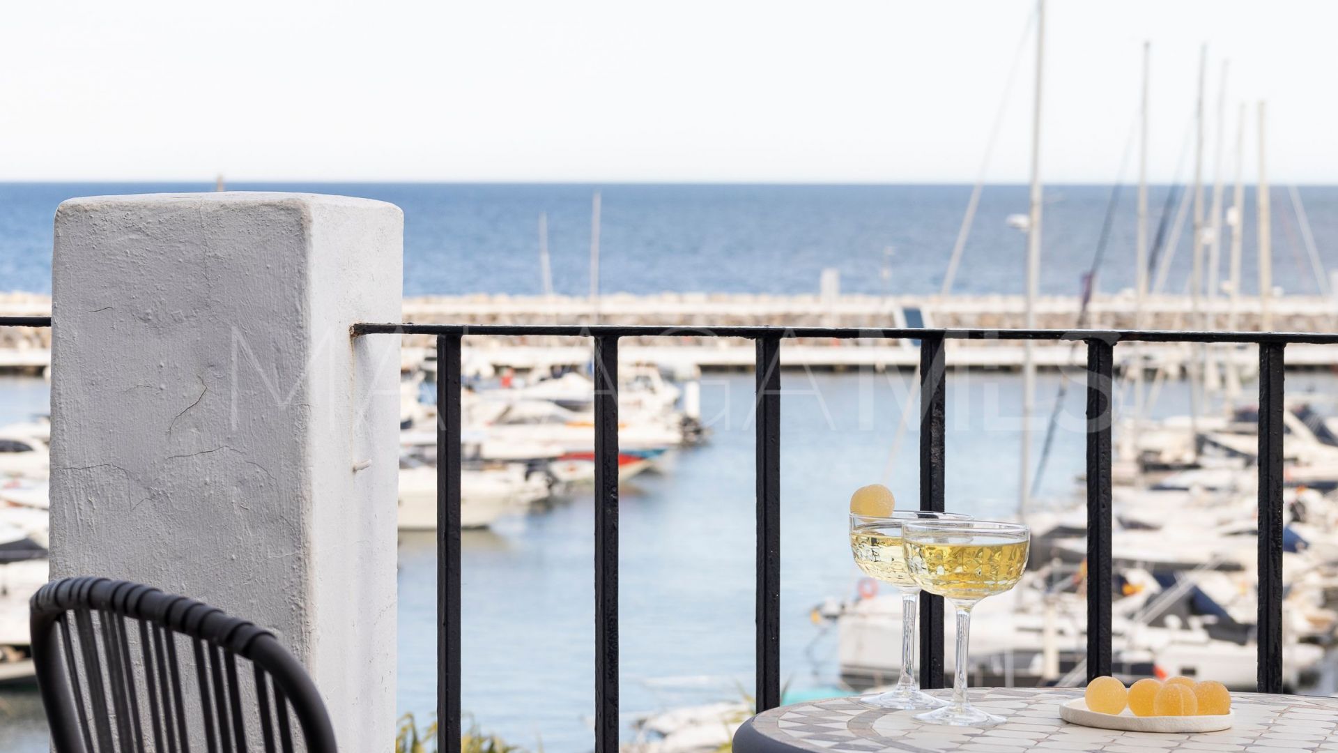 Duplex penthouse for sale in Marbella - Puerto Banus