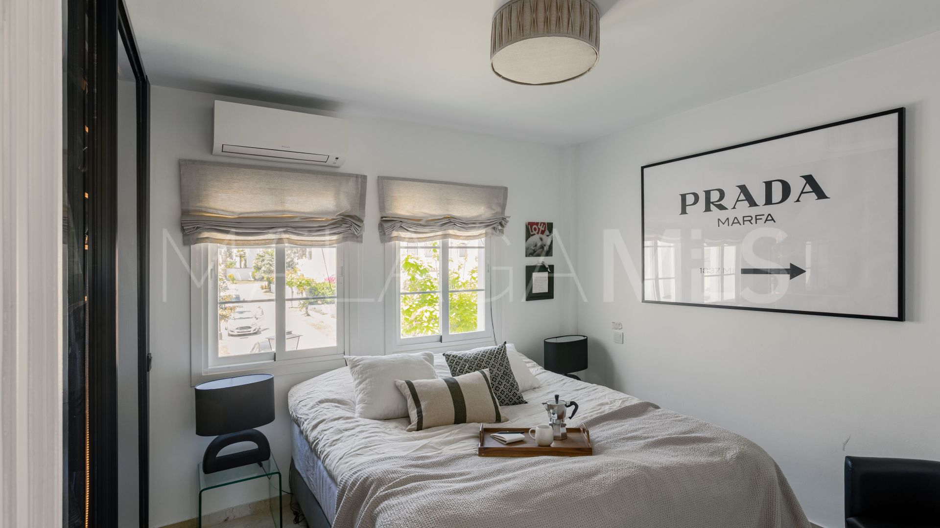 Appartement terrasse for sale in Beach Side New Golden Mile