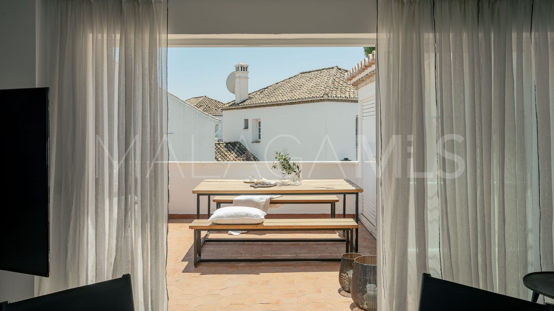 Appartement terrasse for sale in Beach Side New Golden Mile