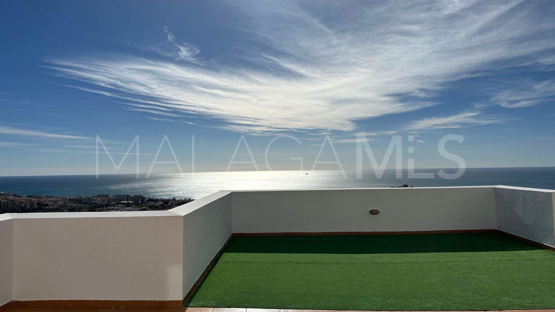 Zweistöckiges penthouse for sale in Malaga - Este