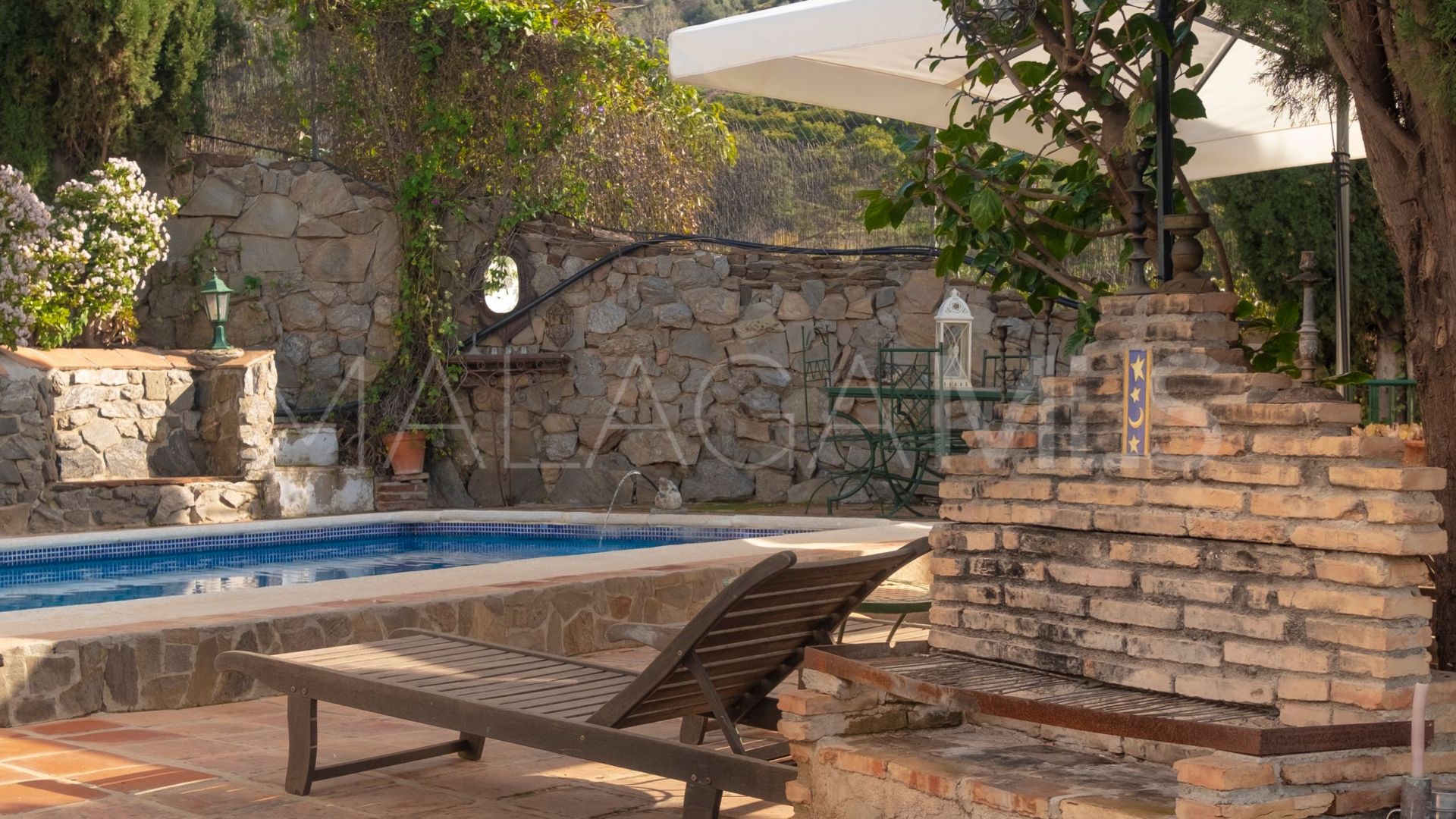 Maison for sale in Sayalonga