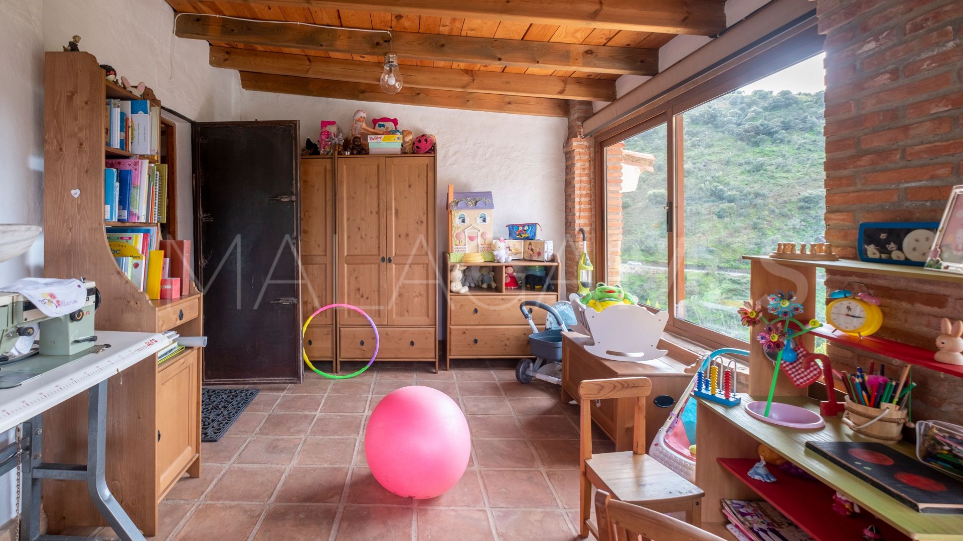 Maison for sale in Sayalonga