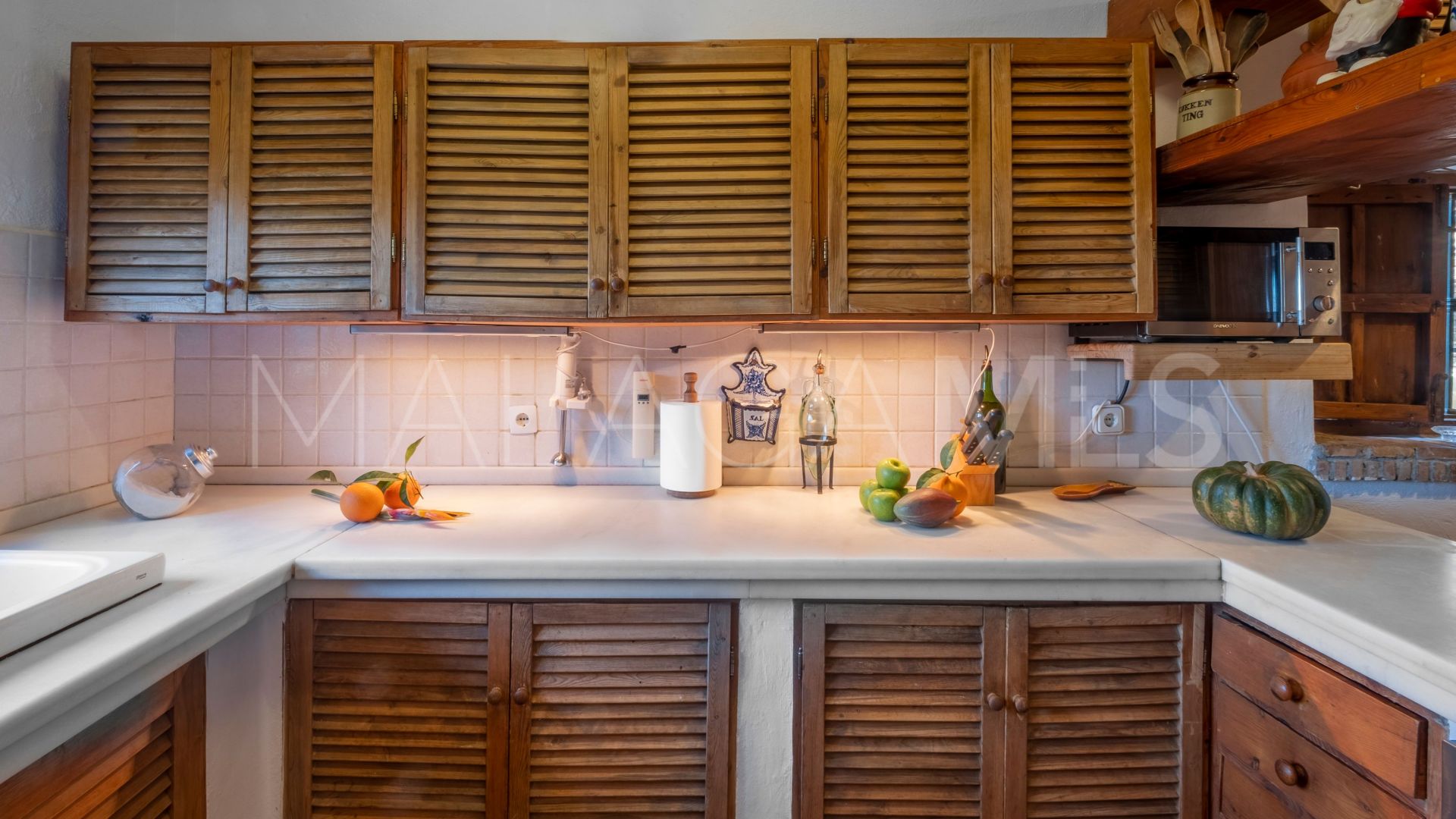 Maison for sale in Sayalonga