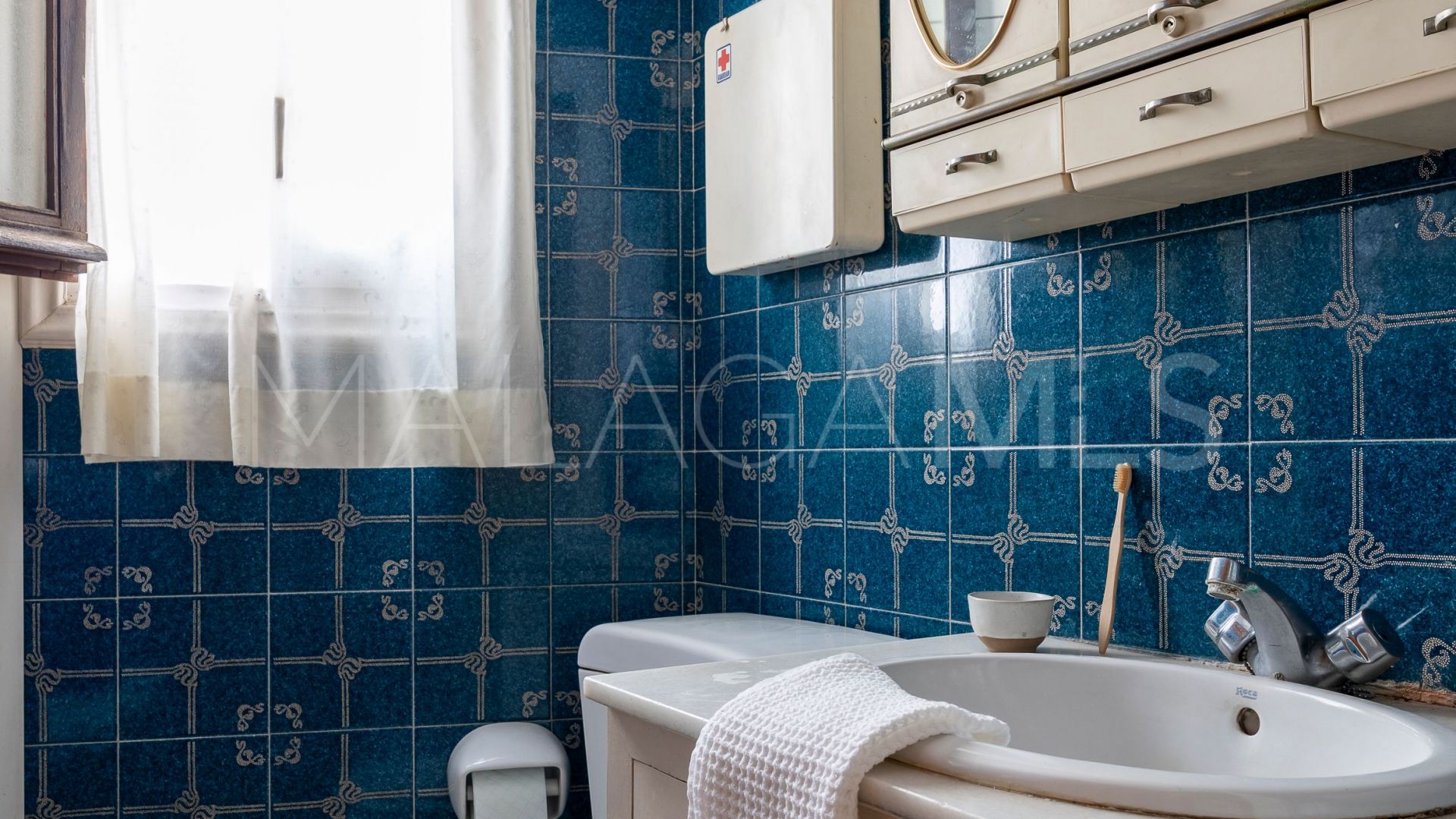 For sale San Pedro de Alcantara house with 8 bedrooms