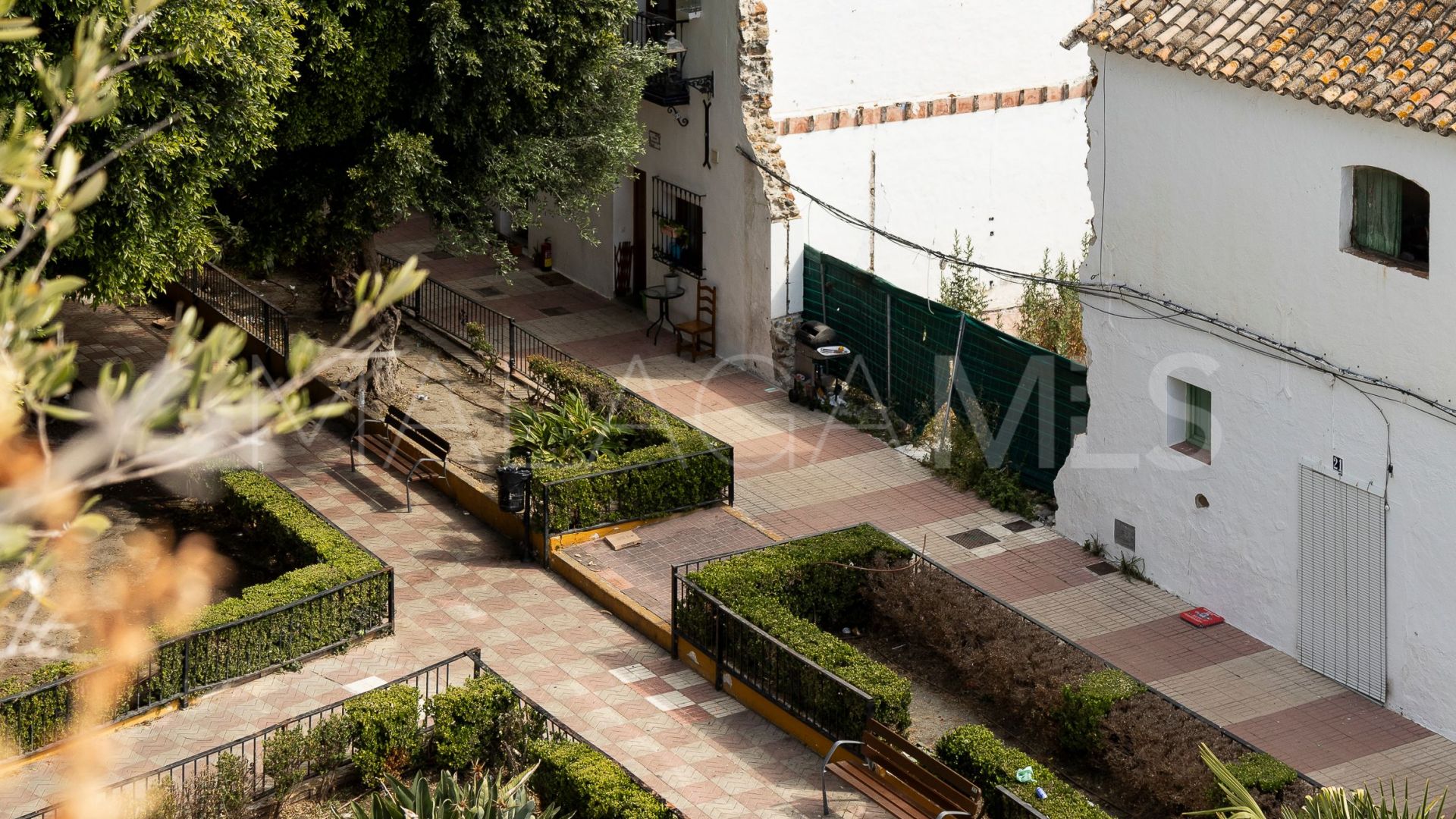 For sale San Pedro de Alcantara house with 8 bedrooms